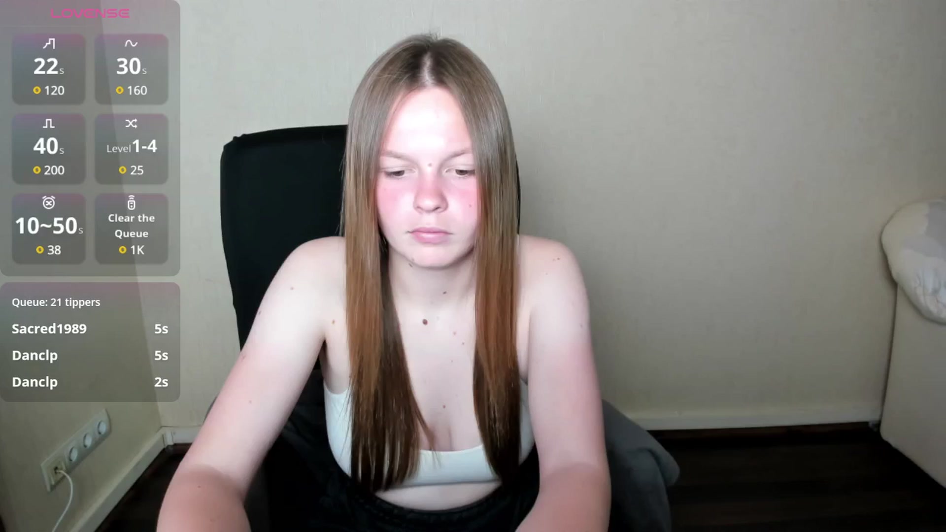 Gallery image thumbnail from CuteDina's myfreecams stream on, 06/06/2025, 10:57 image 17 of 20