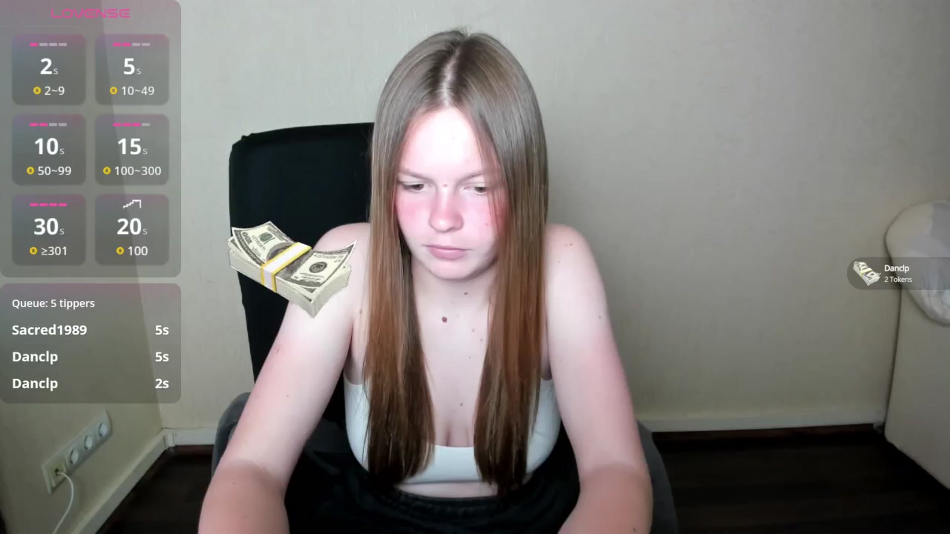 Gallery image thumbnail from CuteDina's myfreecams stream on, 06/06/2025, 10:57 image 11 of 20