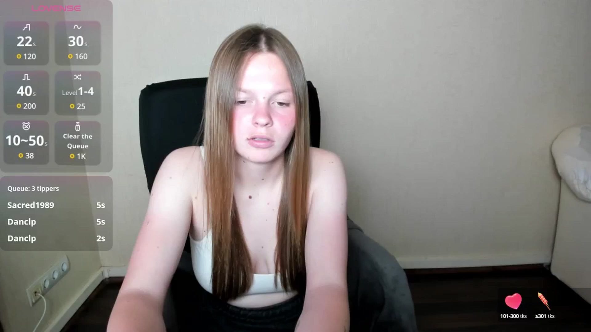 Gallery image thumbnail from CuteDina's myfreecams stream on, 06/06/2025, 10:57 image 9 of 20