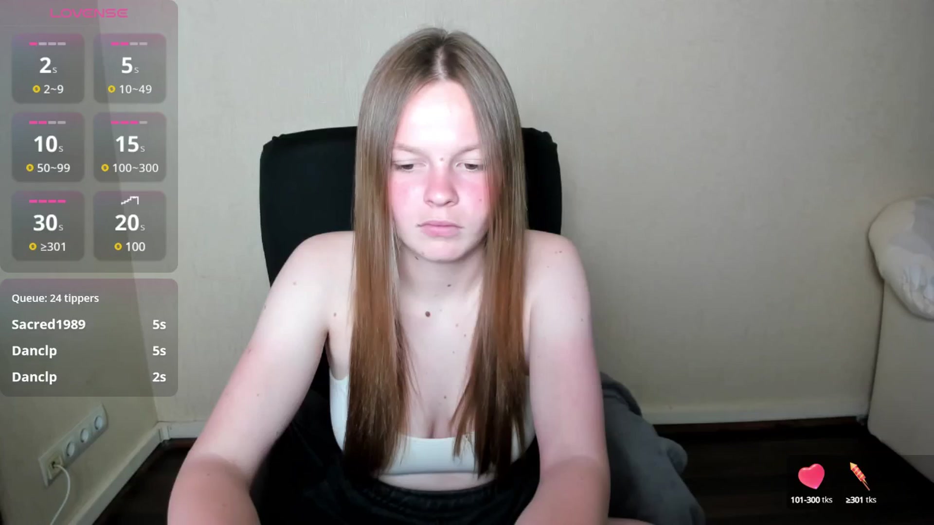 Gallery image thumbnail from CuteDina's myfreecams stream on, 06/06/2025, 11:14 image 19 of 20