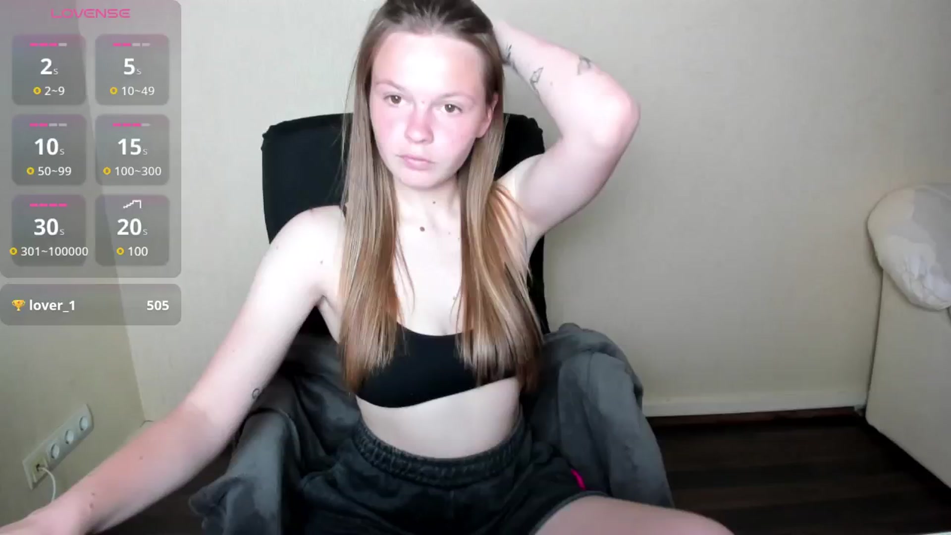 Gallery image thumbnail from CuteDina's myfreecams stream on, 06/07/2025, 07:37 image 15 of 20