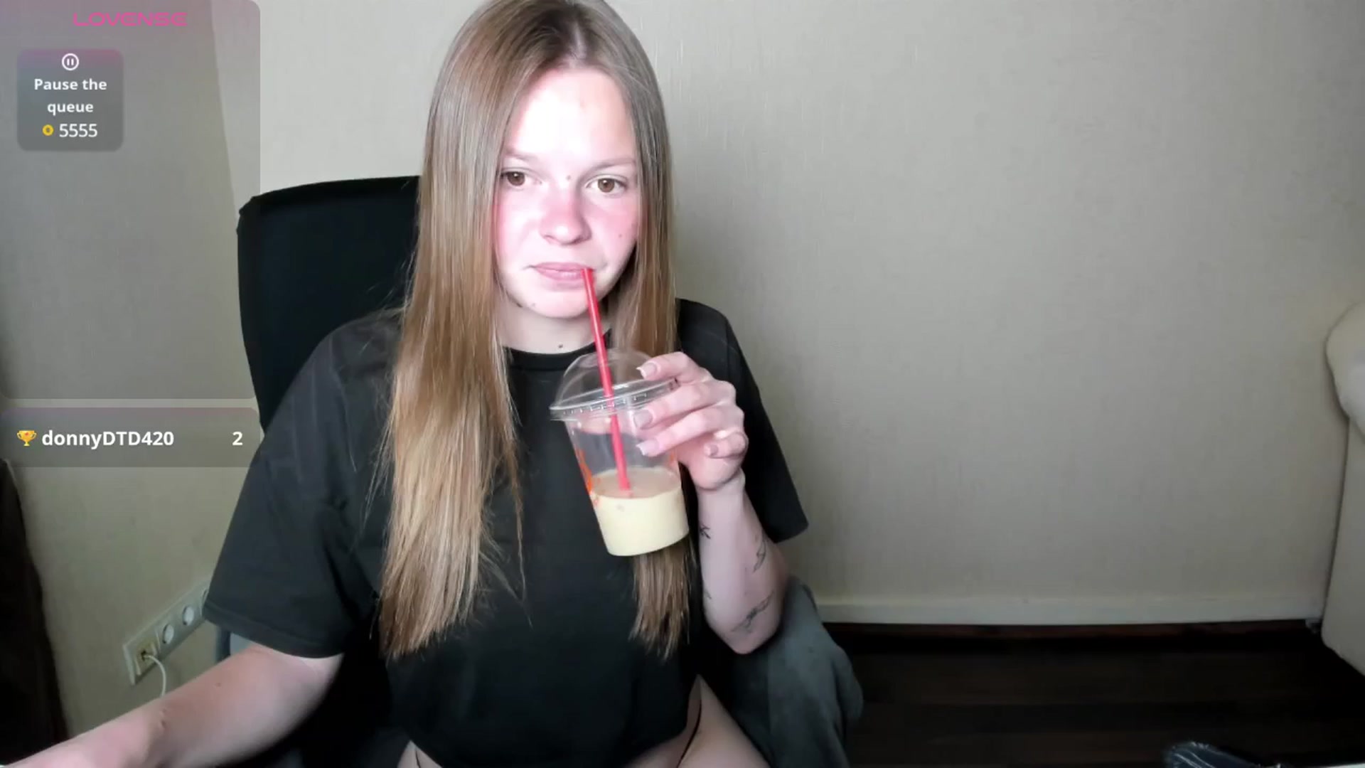 Gallery image thumbnail from CuteDina's myfreecams stream on, 06/08/2025, 06:32 image 4 of 20