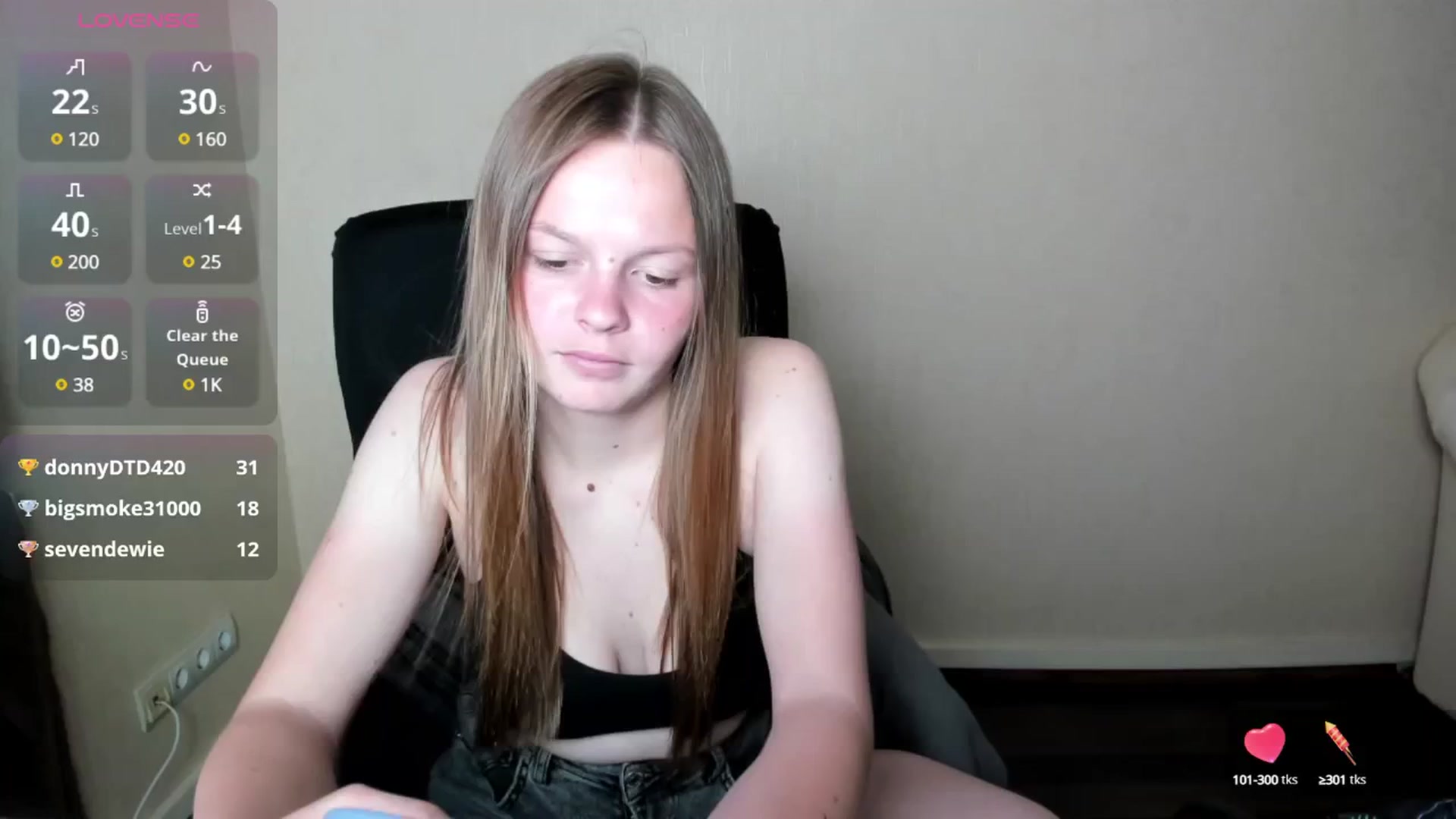 Gallery image thumbnail from CuteDina's myfreecams stream on, 06/08/2025, 09:05 image 16 of 20