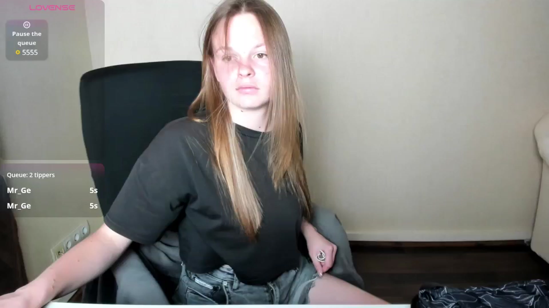 Gallery image thumbnail from CuteDina's myfreecams stream on, 06/08/2025, 11:12 image 17 of 20