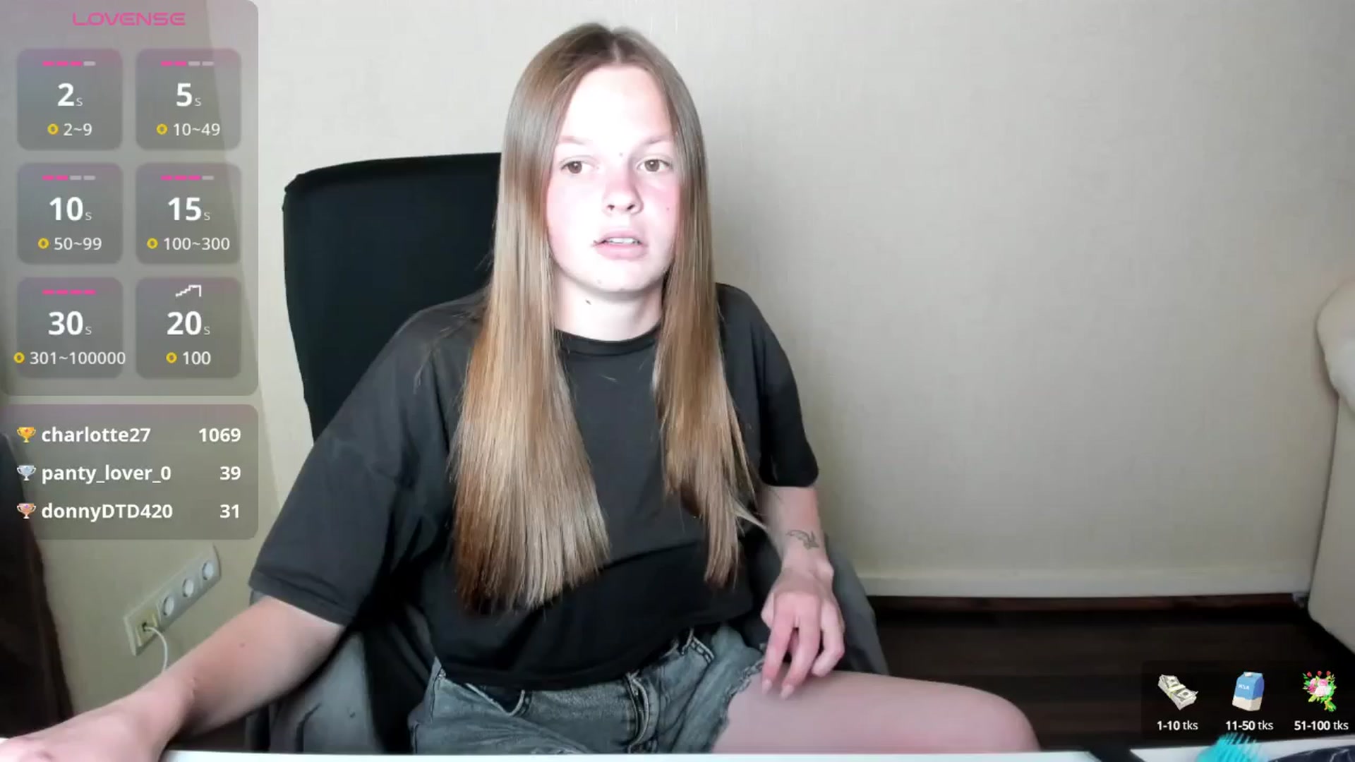 Gallery image thumbnail from CuteDina's myfreecams stream on, 06/08/2025, 11:12 image 4 of 20