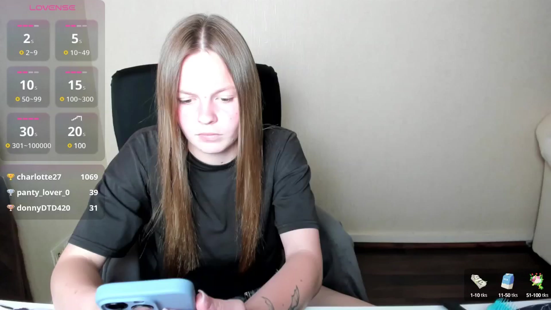 Gallery image thumbnail from CuteDina's myfreecams stream on, 06/08/2025, 11:12 image 11 of 20