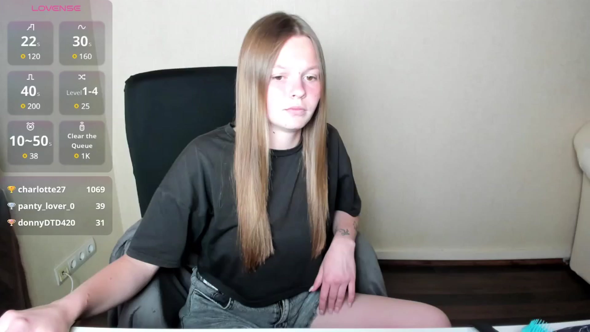 Gallery image thumbnail from CuteDina's myfreecams stream on, 06/08/2025, 11:12 image 5 of 20