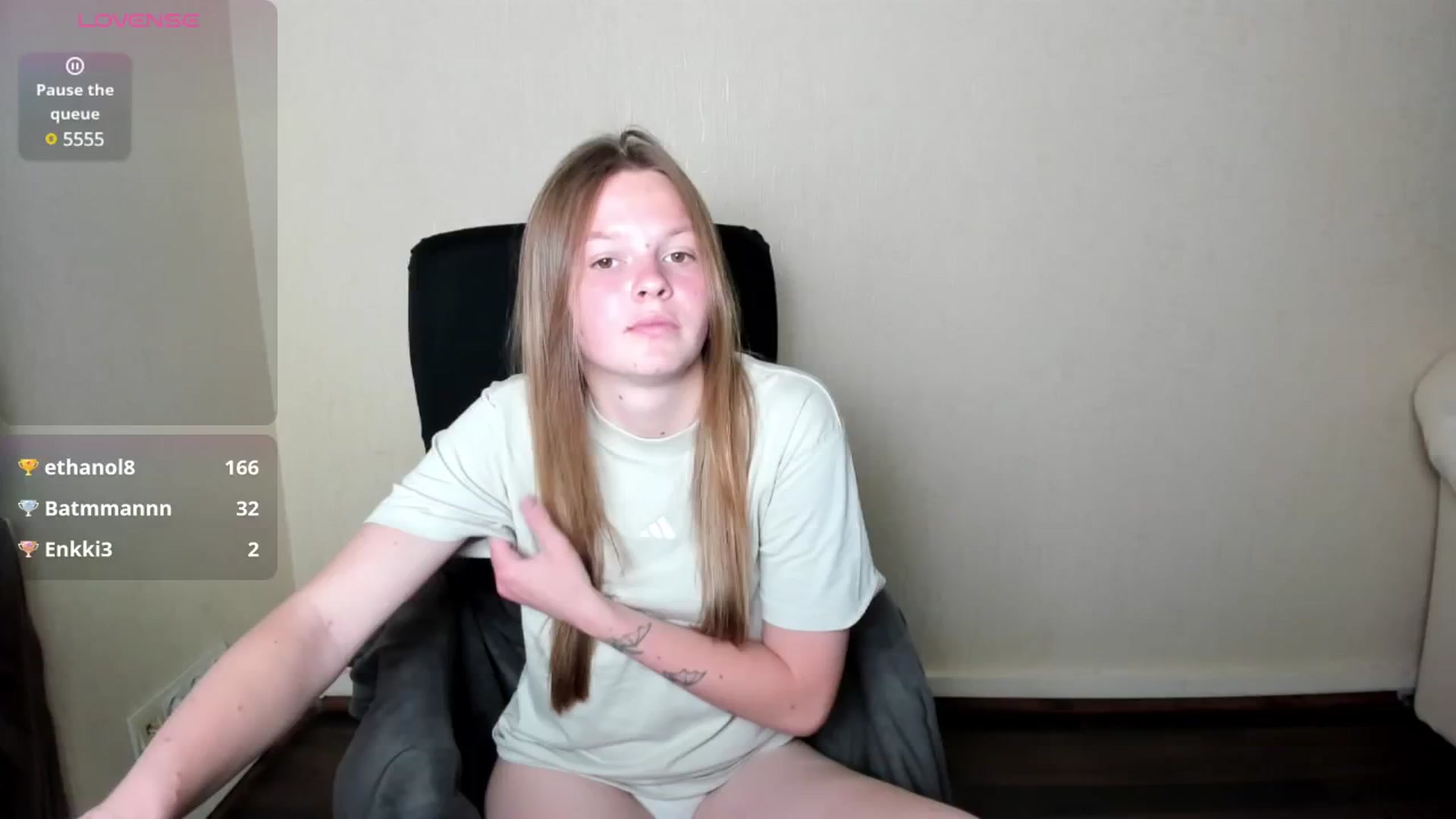 Gallery image thumbnail from CuteDina's myfreecams stream on, 06/09/2025, 07:08 image 13 of 20