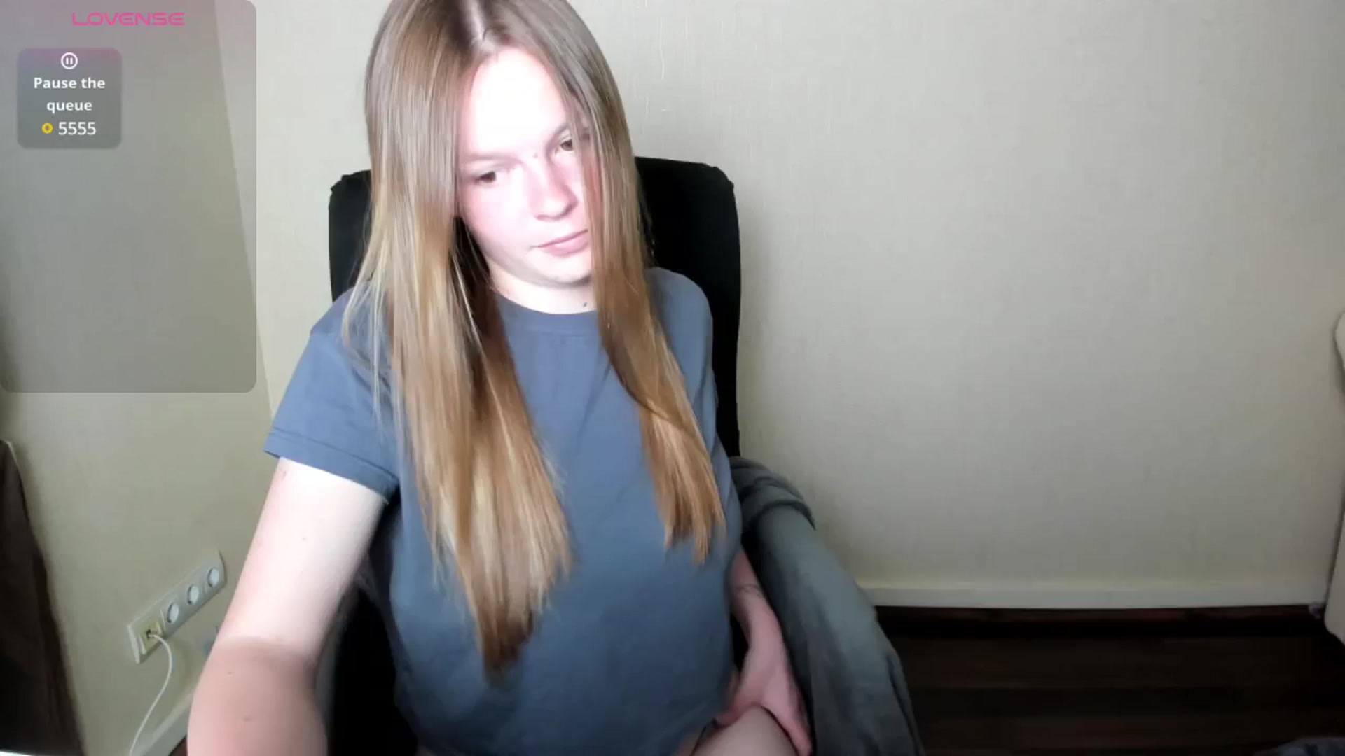 Gallery image thumbnail from CuteDina's myfreecams stream on, 06/10/2025, 06:15 image 15 of 20