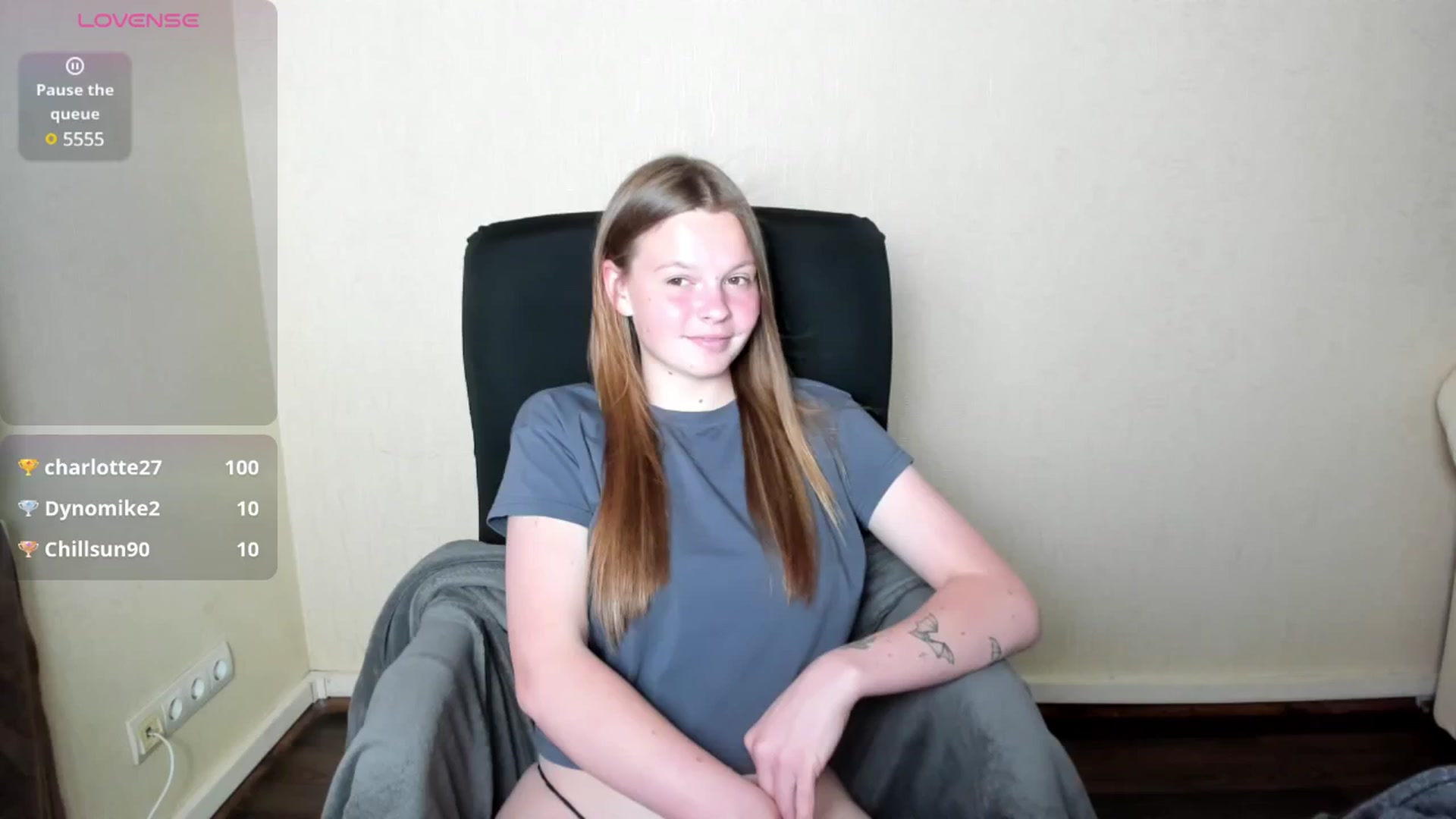 Gallery image thumbnail from CuteDina's myfreecams stream on, 06/10/2025, 08:50 image 11 of 20
