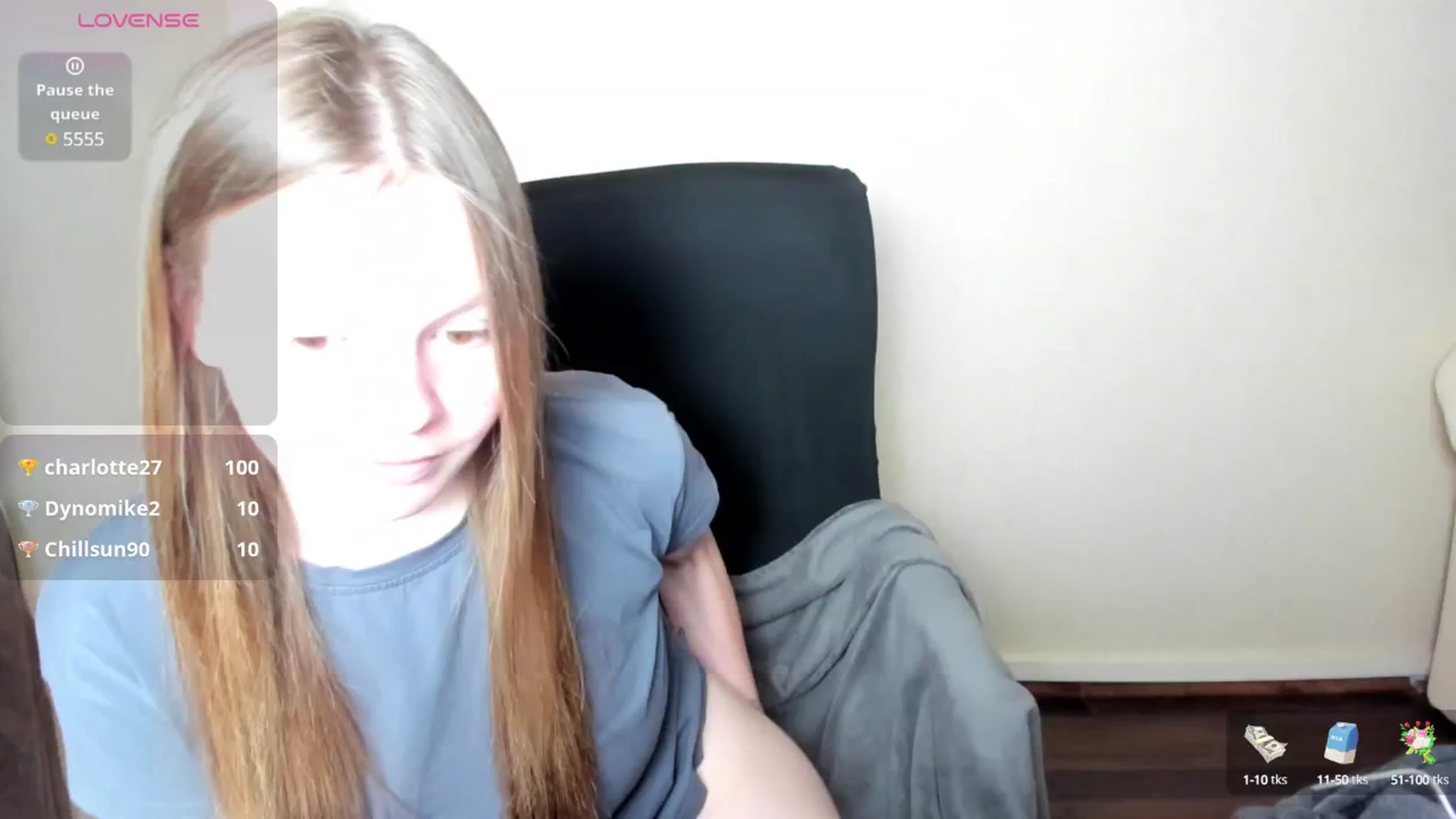 Gallery image thumbnail from CuteDina's myfreecams stream on, 06/10/2025, 08:50 image 6 of 20