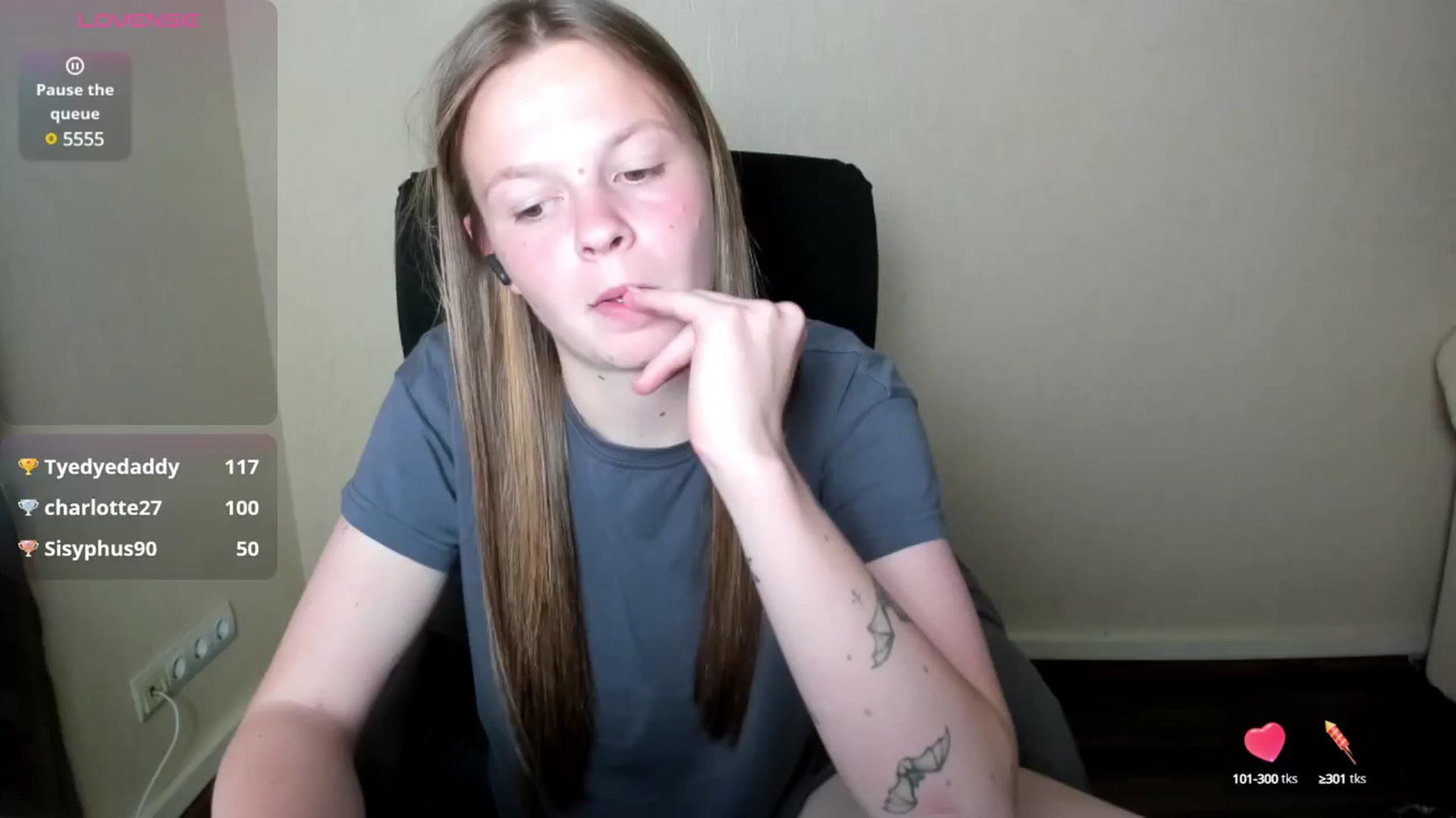 Gallery image thumbnail from CuteDina's myfreecams stream on, 06/10/2025, 11:19 image 16 of 20