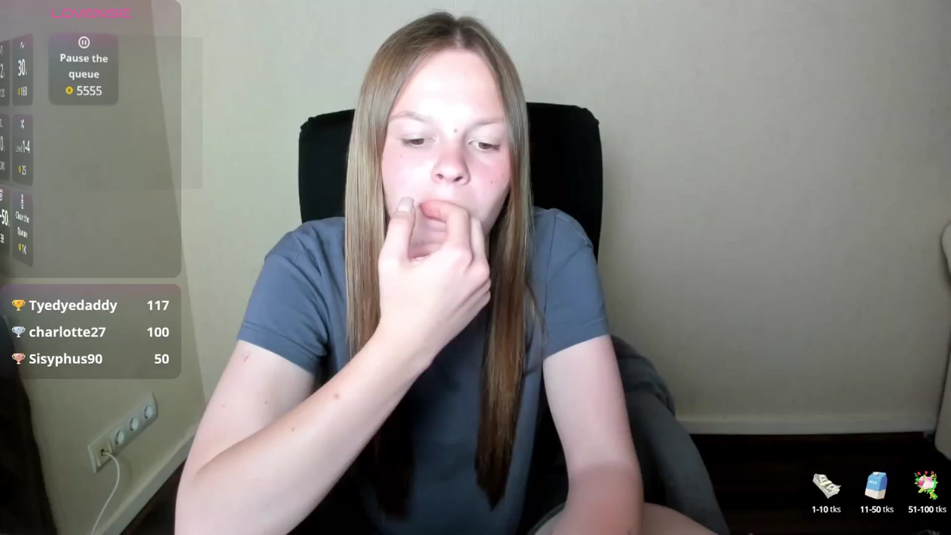 Gallery image thumbnail from CuteDina's myfreecams stream on, 06/10/2025, 11:19 image 8 of 20
