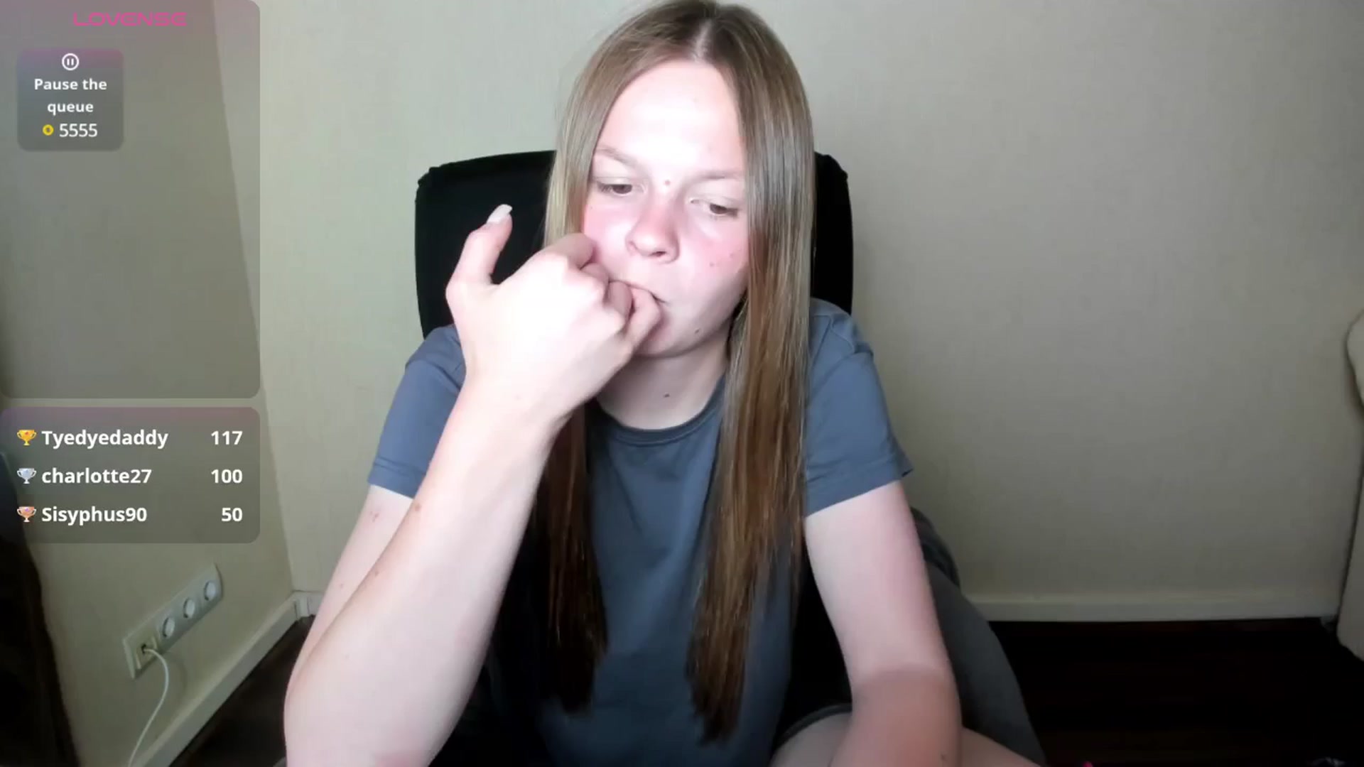 Gallery image thumbnail from CuteDina's myfreecams stream on, 06/10/2025, 11:19 image 10 of 20