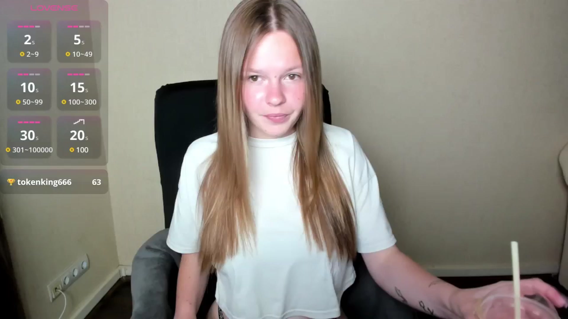 Gallery image thumbnail from CuteDina's myfreecams stream on, 06/13/2025, 06:56 image 5 of 20