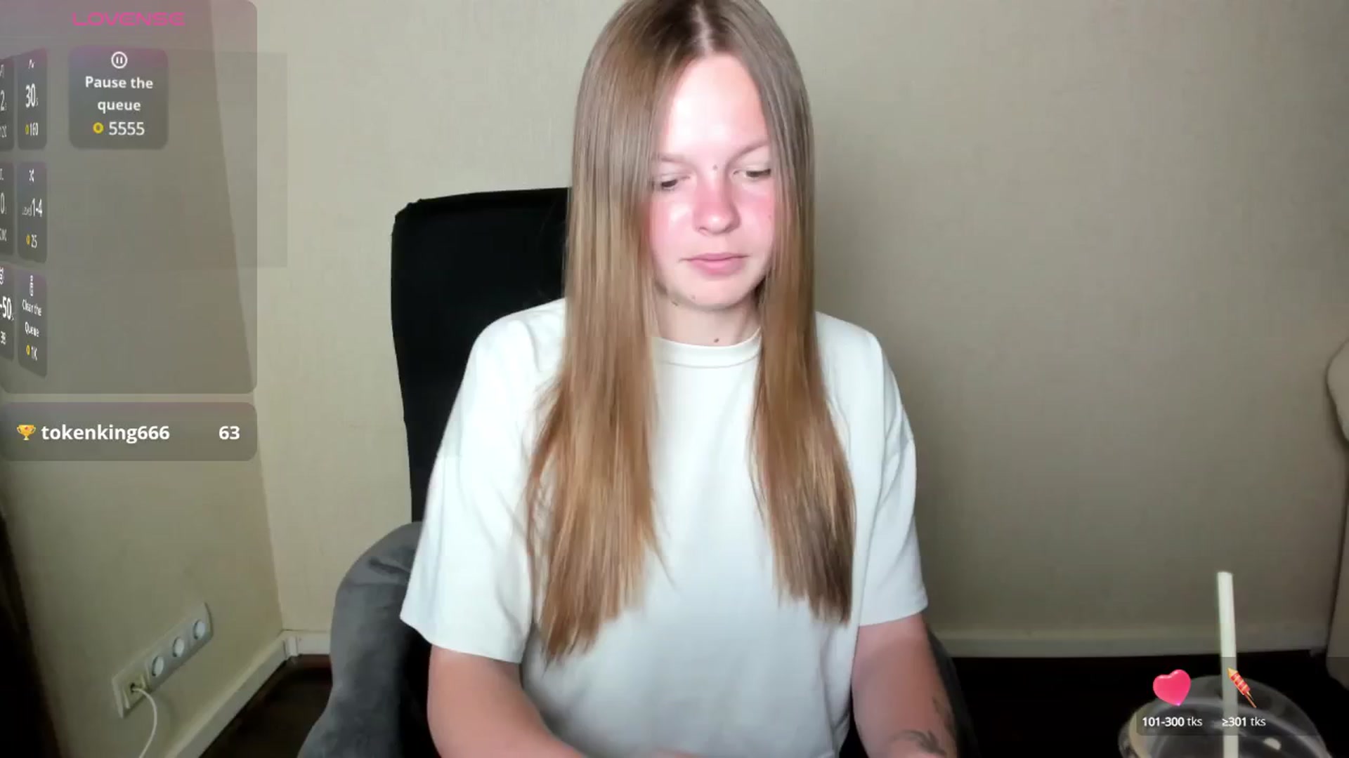 Gallery image thumbnail from CuteDina's myfreecams stream on, 06/13/2025, 06:56 image 6 of 20