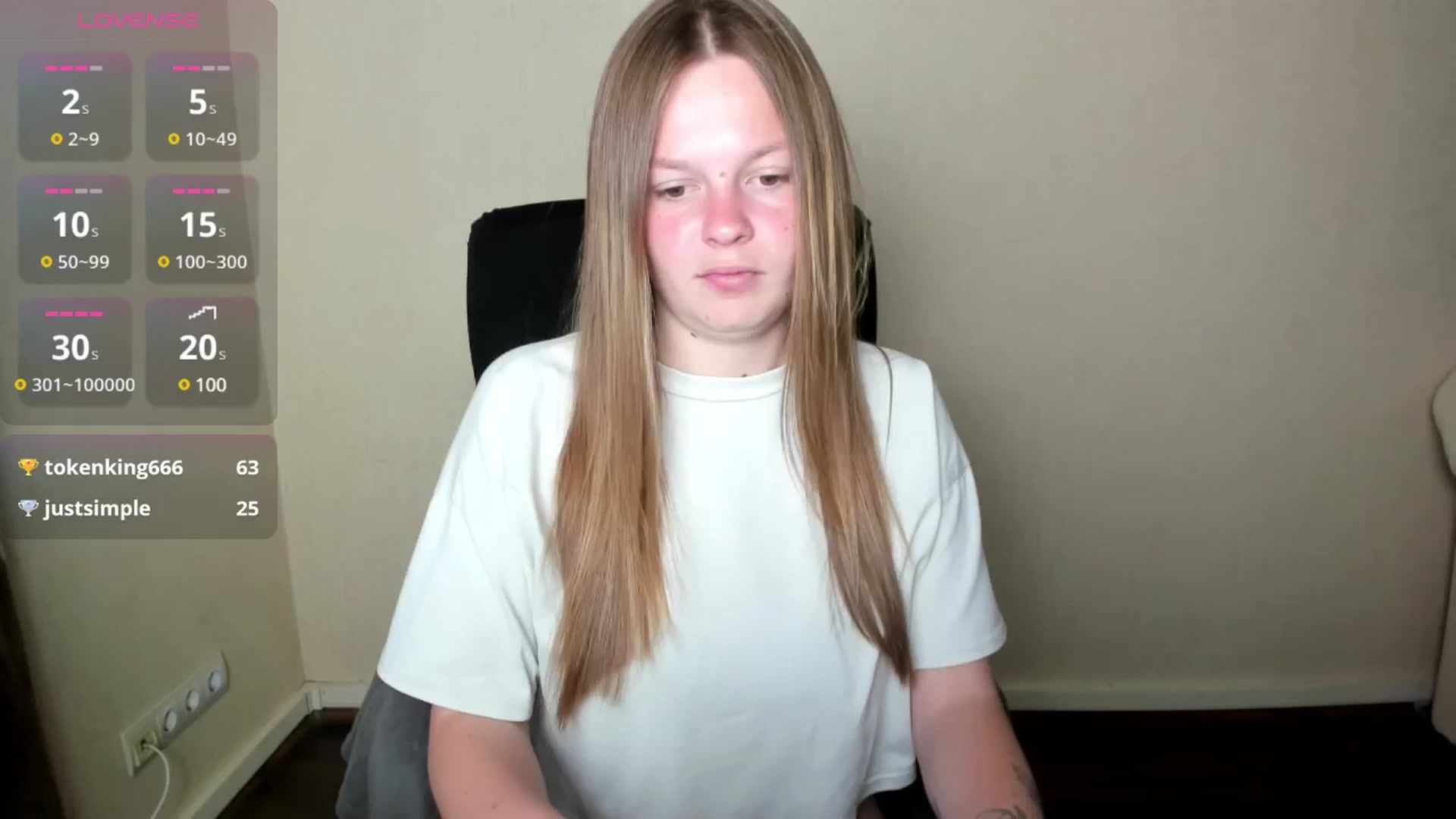 Gallery image thumbnail from CuteDina's myfreecams stream on, 06/13/2025, 07:31 image 3 of 20