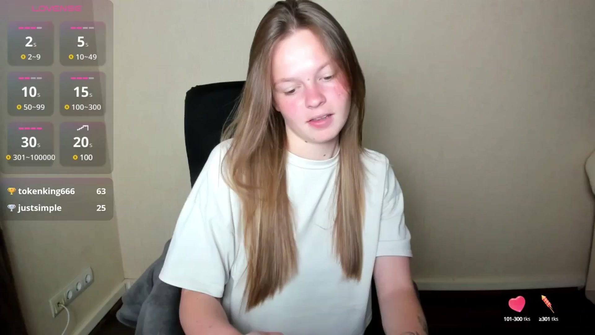 Gallery image thumbnail from CuteDina's myfreecams stream on, 06/13/2025, 07:31 image 18 of 20