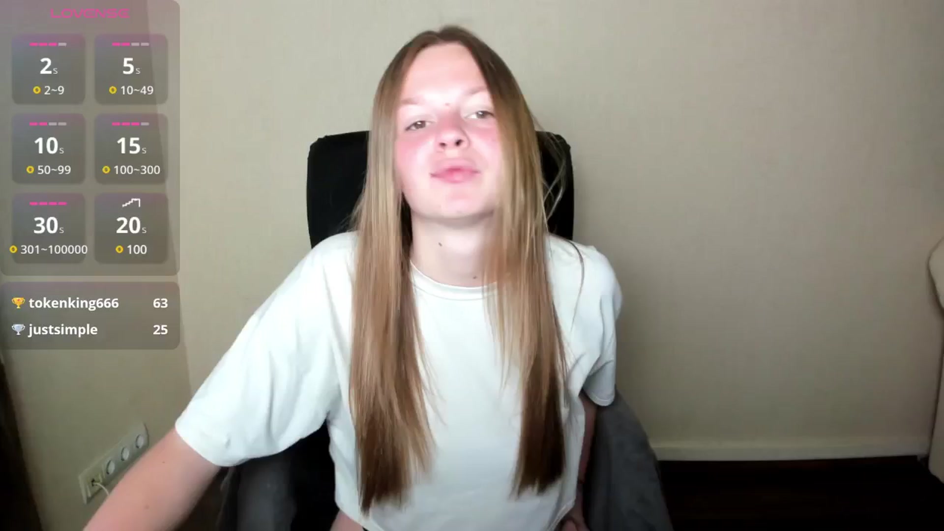 Gallery image thumbnail from CuteDina's myfreecams stream on, 06/13/2025, 07:31 image 2 of 20