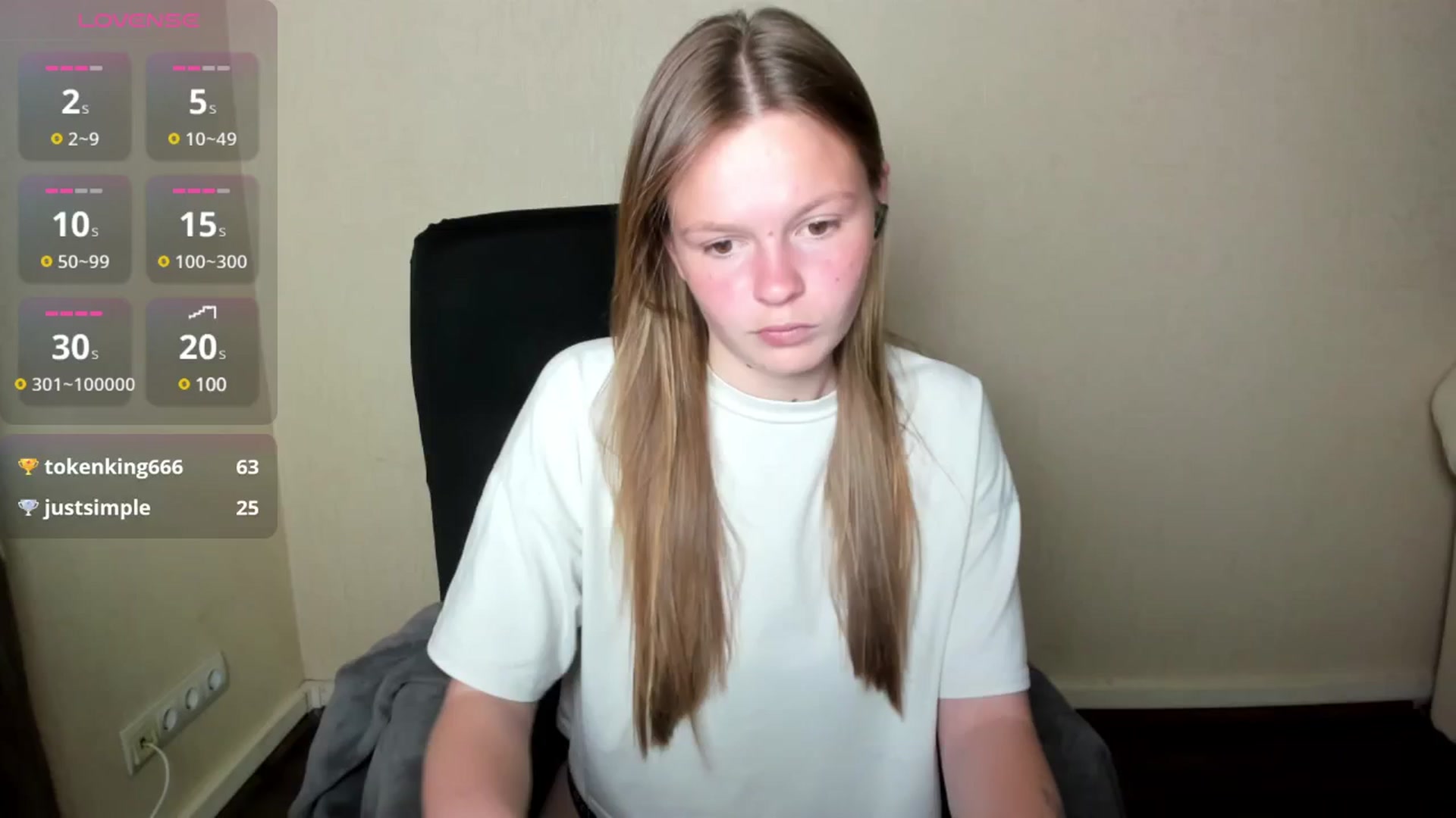 Gallery image thumbnail from CuteDina's myfreecams stream on, 06/13/2025, 08:16 image 10 of 20