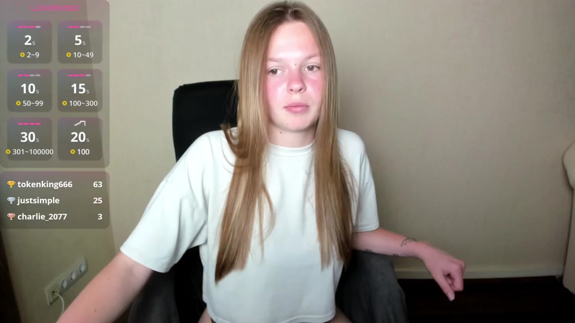Gallery image thumbnail from CuteDina's myfreecams stream on, 06/13/2025, 08:16 image 18 of 20