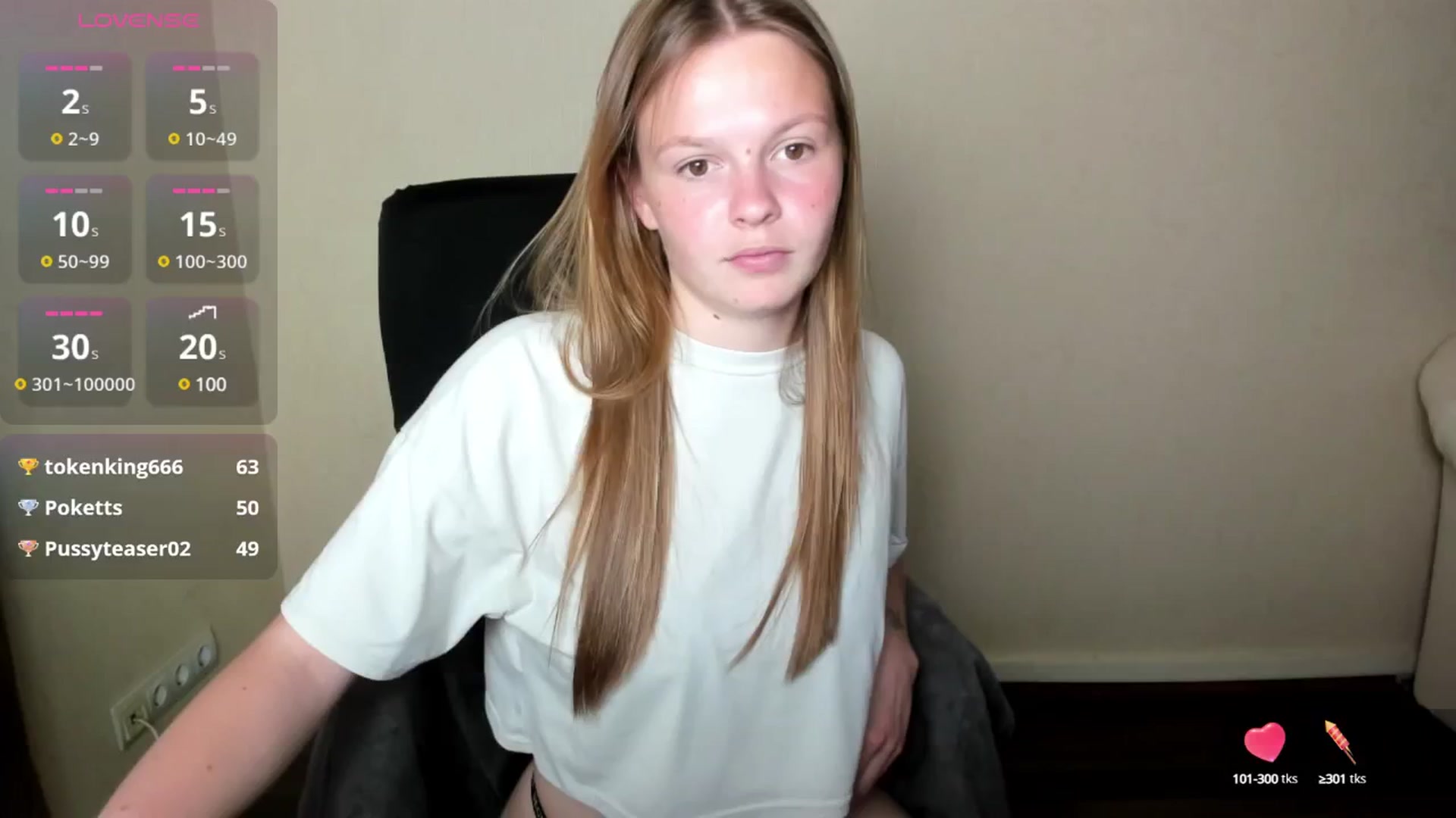 Gallery image thumbnail from CuteDina's myfreecams stream on, 06/13/2025, 10:47 image 9 of 20