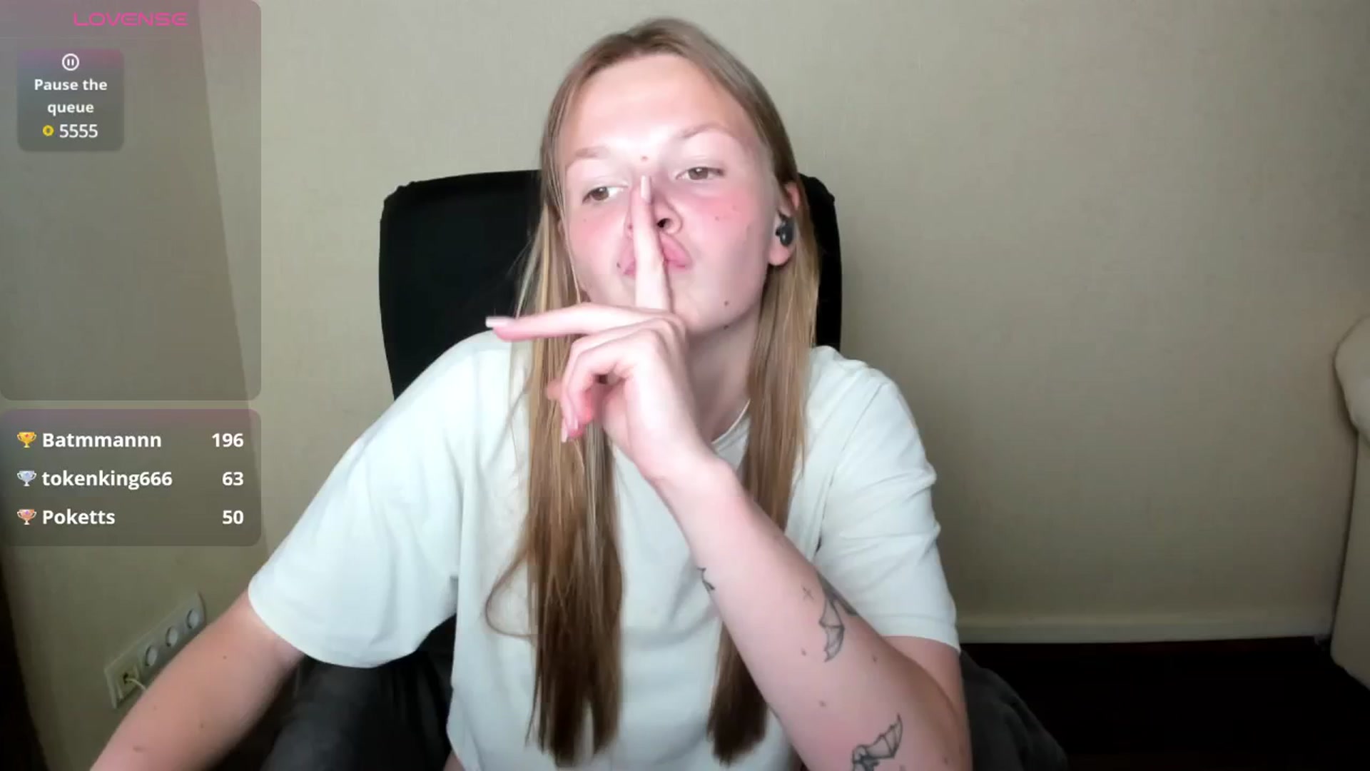 Gallery image thumbnail from CuteDina's myfreecams stream on, 06/13/2025, 10:47 image 12 of 20