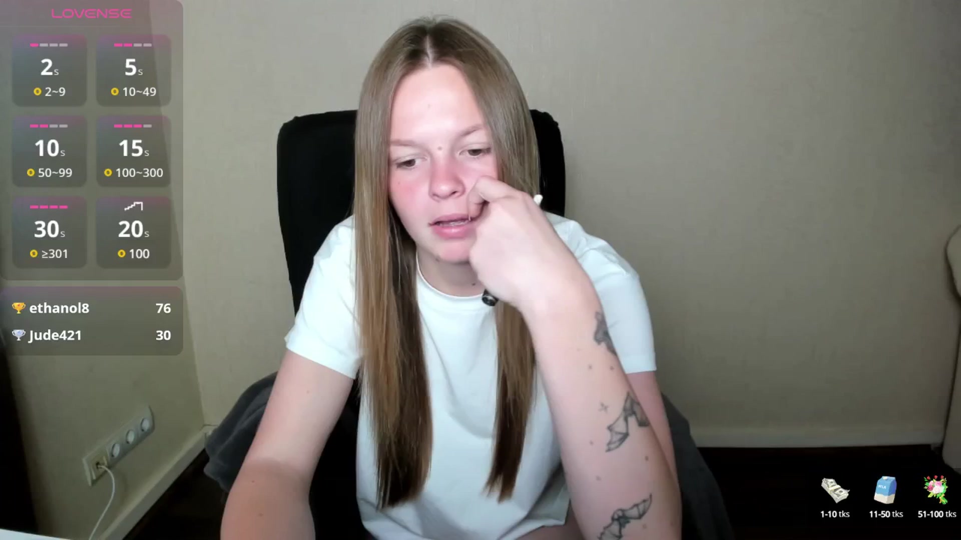 Gallery image thumbnail from CuteDina's myfreecams stream on, 06/23/2025, 06:50 image 4 of 20