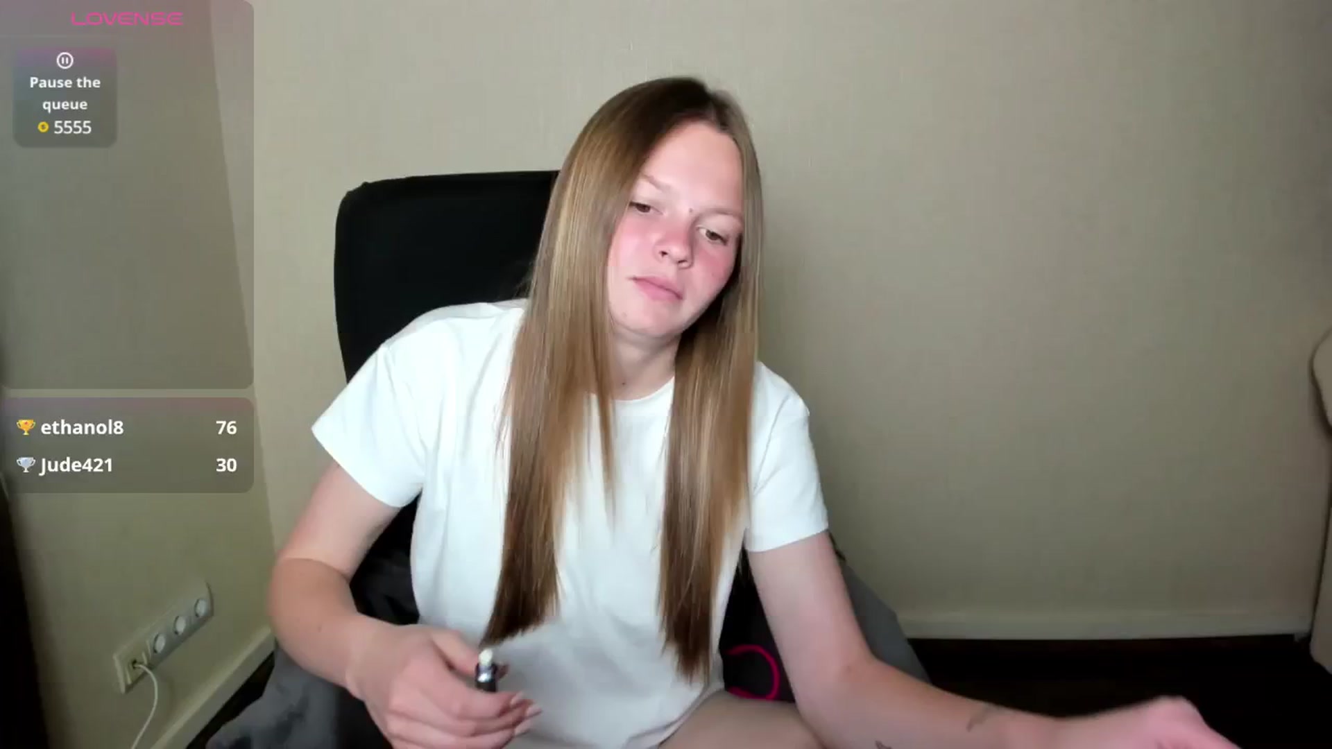 Gallery image thumbnail from CuteDina's myfreecams stream on, 06/23/2025, 07:42 image 3 of 20