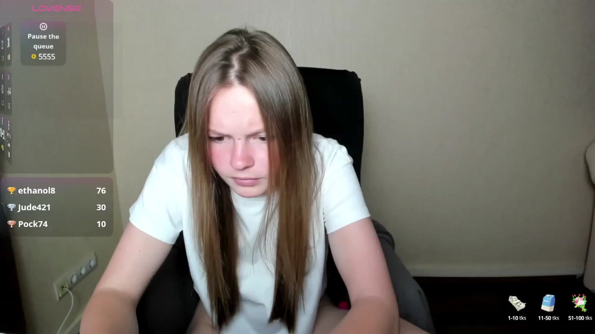 Gallery image thumbnail from CuteDina's myfreecams stream on, 06/23/2025, 09:06 image 6 of 20