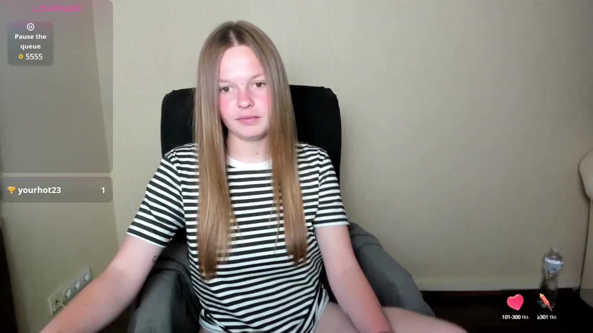 Gallery image thumbnail from CuteDina's myfreecams stream on, 06/24/2025, 10:22 image 7 of 20