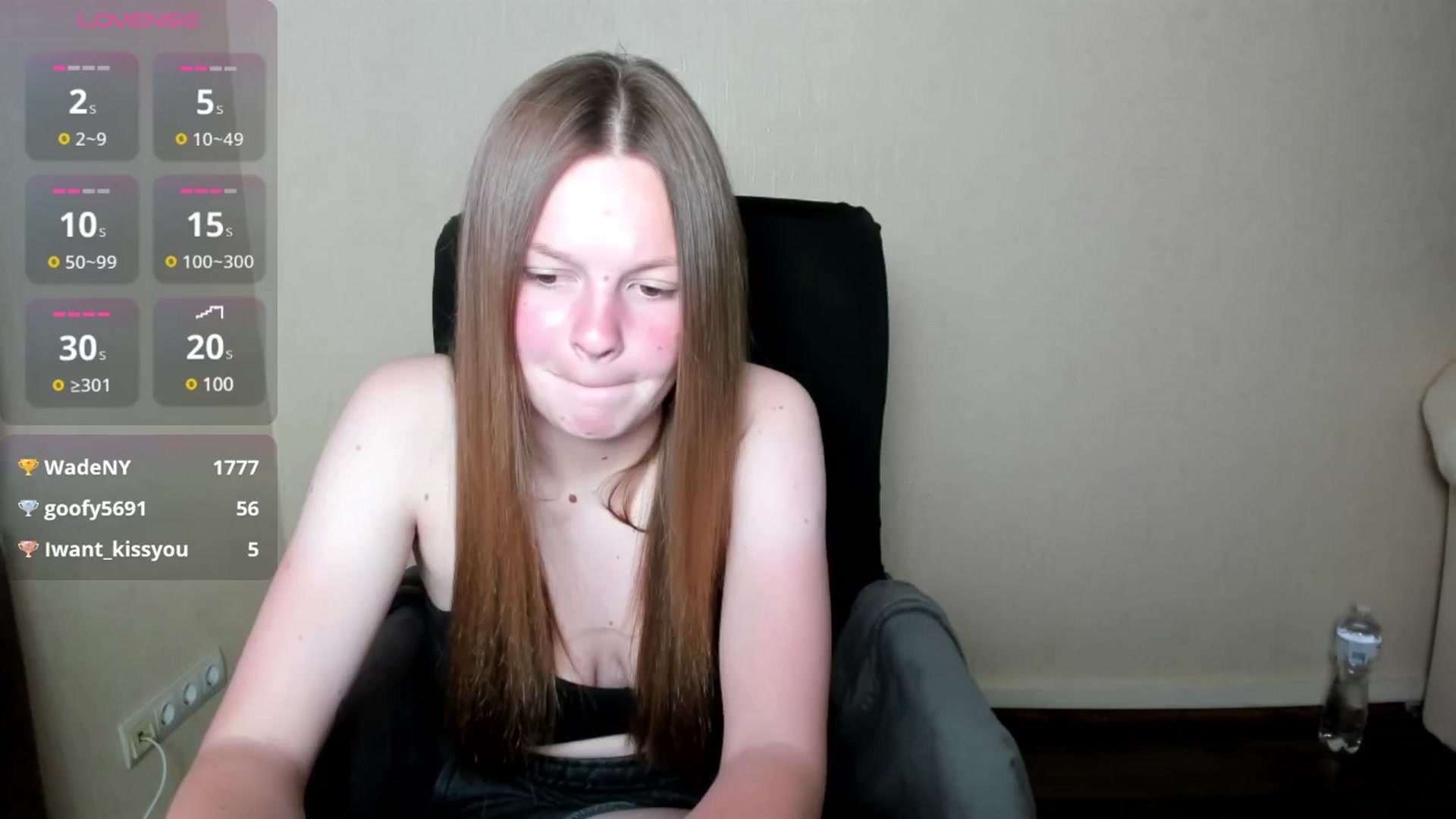 Gallery image thumbnail from CuteDina's myfreecams stream on, 06/24/2025, 10:22 image 20 of 20