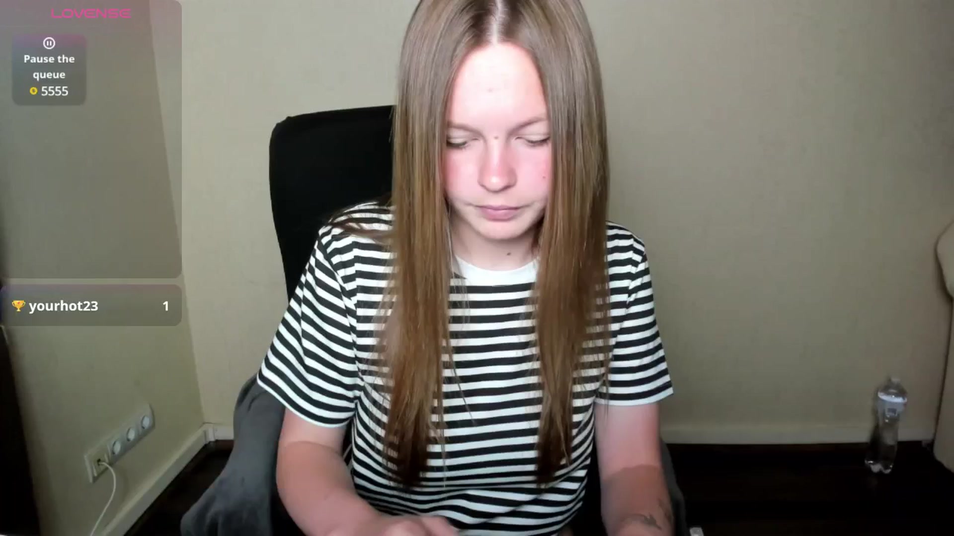 Gallery image thumbnail from CuteDina's myfreecams stream on, 06/24/2025, 10:22 image 4 of 20