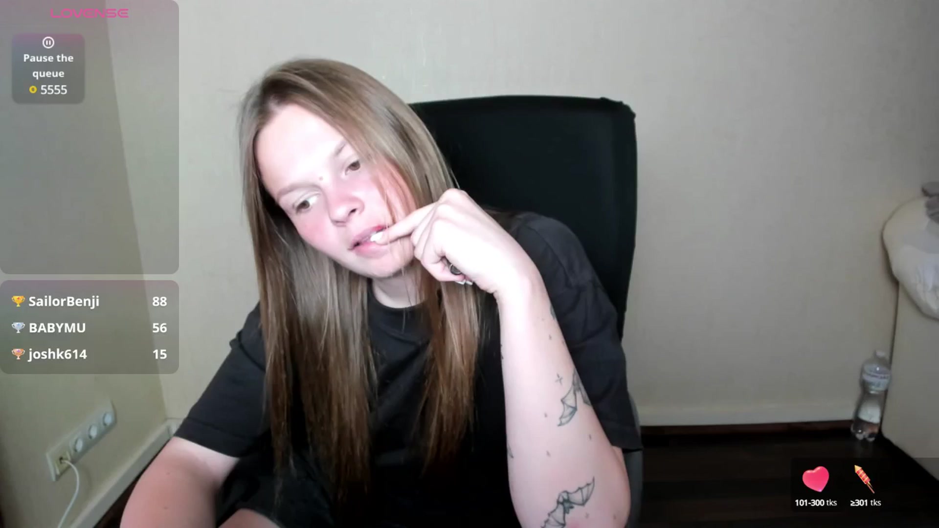 Gallery image thumbnail from CuteDina's myfreecams stream on, 06/25/2025, 11:18 image 11 of 20