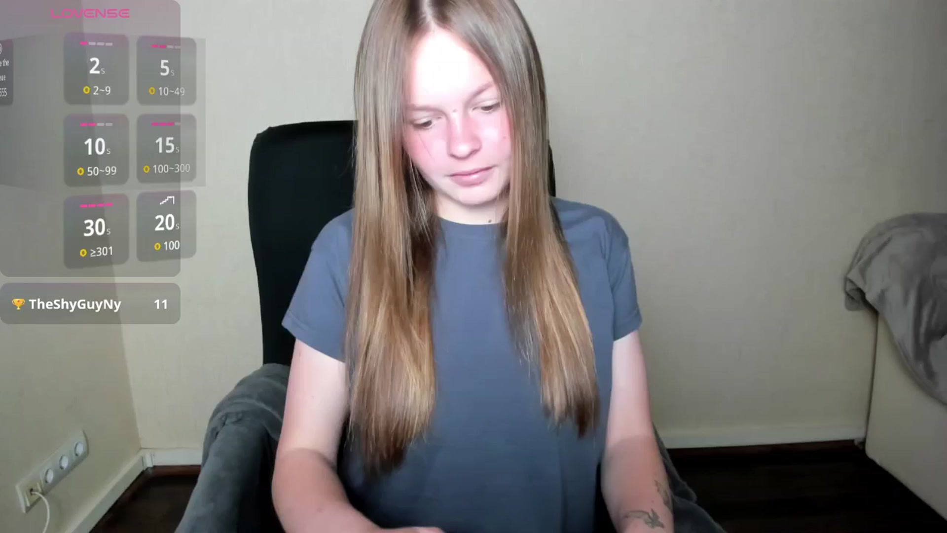 Gallery image thumbnail from CuteDina's myfreecams stream on, 06/26/2025, 07:46 image 3 of 20