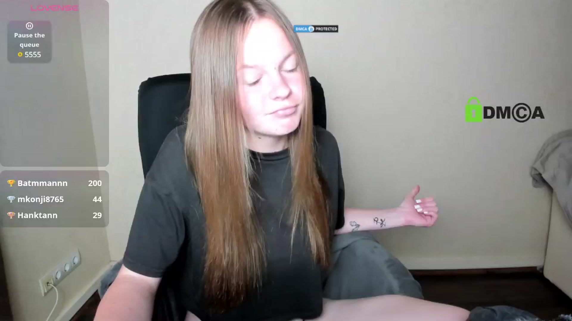 Gallery image thumbnail from CuteDina's myfreecams stream on, 06/27/2025, 10:59 image 10 of 20