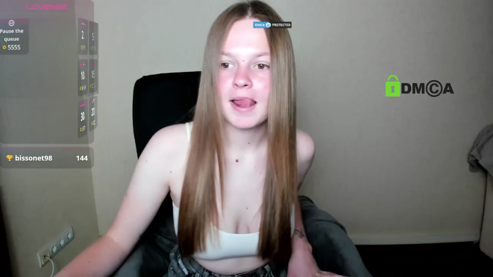 Gallery image thumbnail from CuteDina's myfreecams stream on, 06/28/2025, 07:07 image 5 of 20