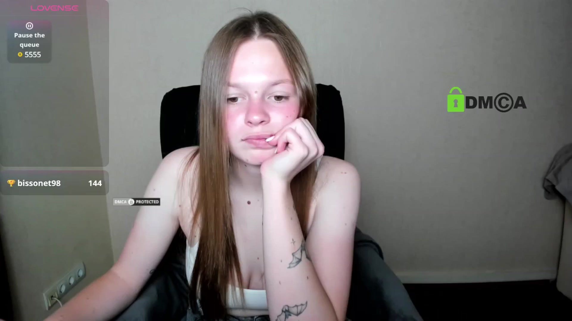 Gallery image thumbnail from CuteDina's myfreecams stream on, 06/28/2025, 07:07 image 9 of 20