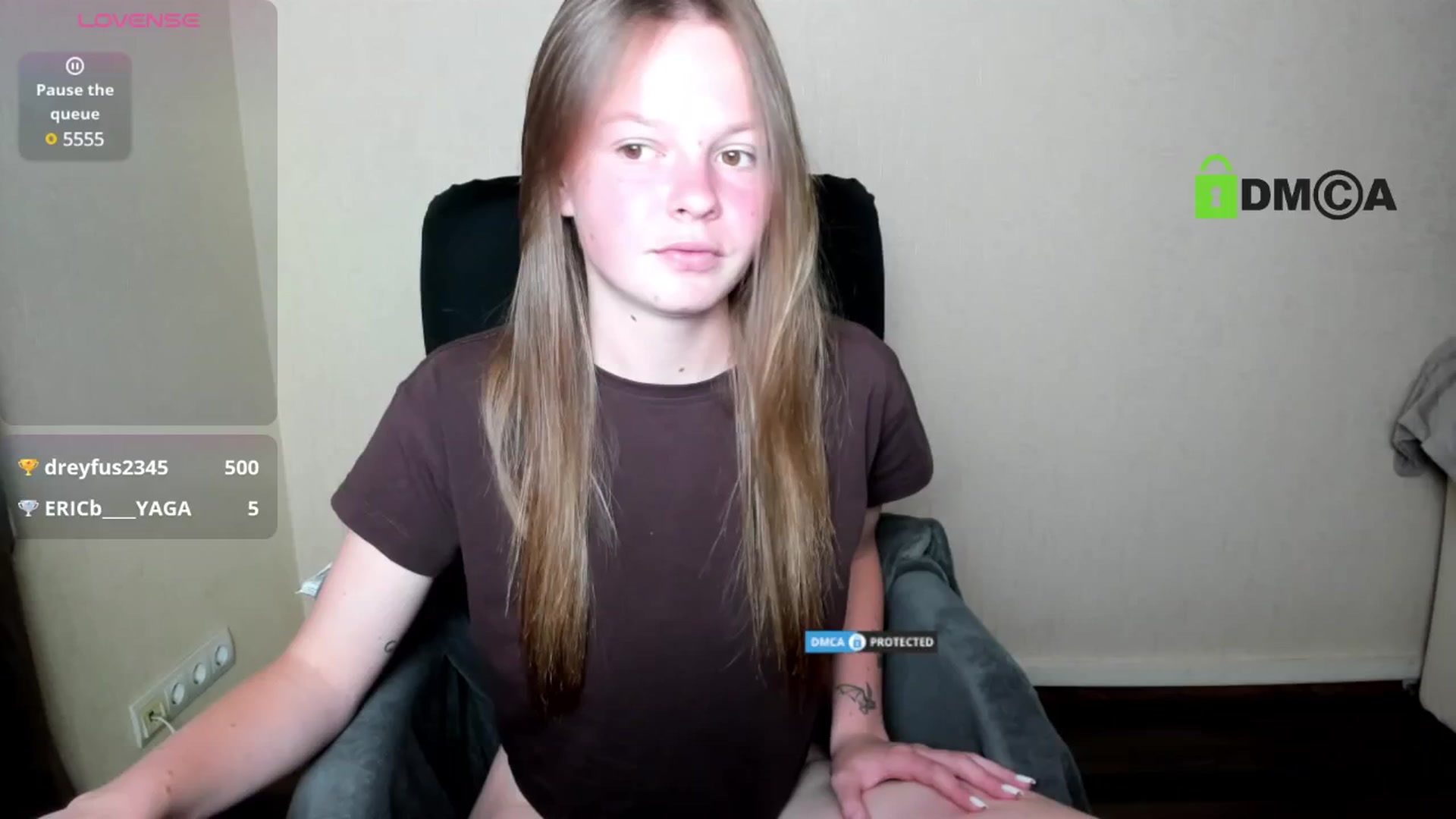 Gallery image thumbnail from CuteDina's myfreecams stream on, 07/04/2025, 07:56 image 12 of 20