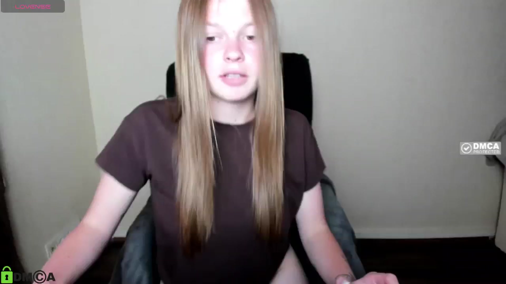 Gallery image thumbnail from CuteDina's myfreecams stream on, 07/04/2025, 10:19 image 4 of 20