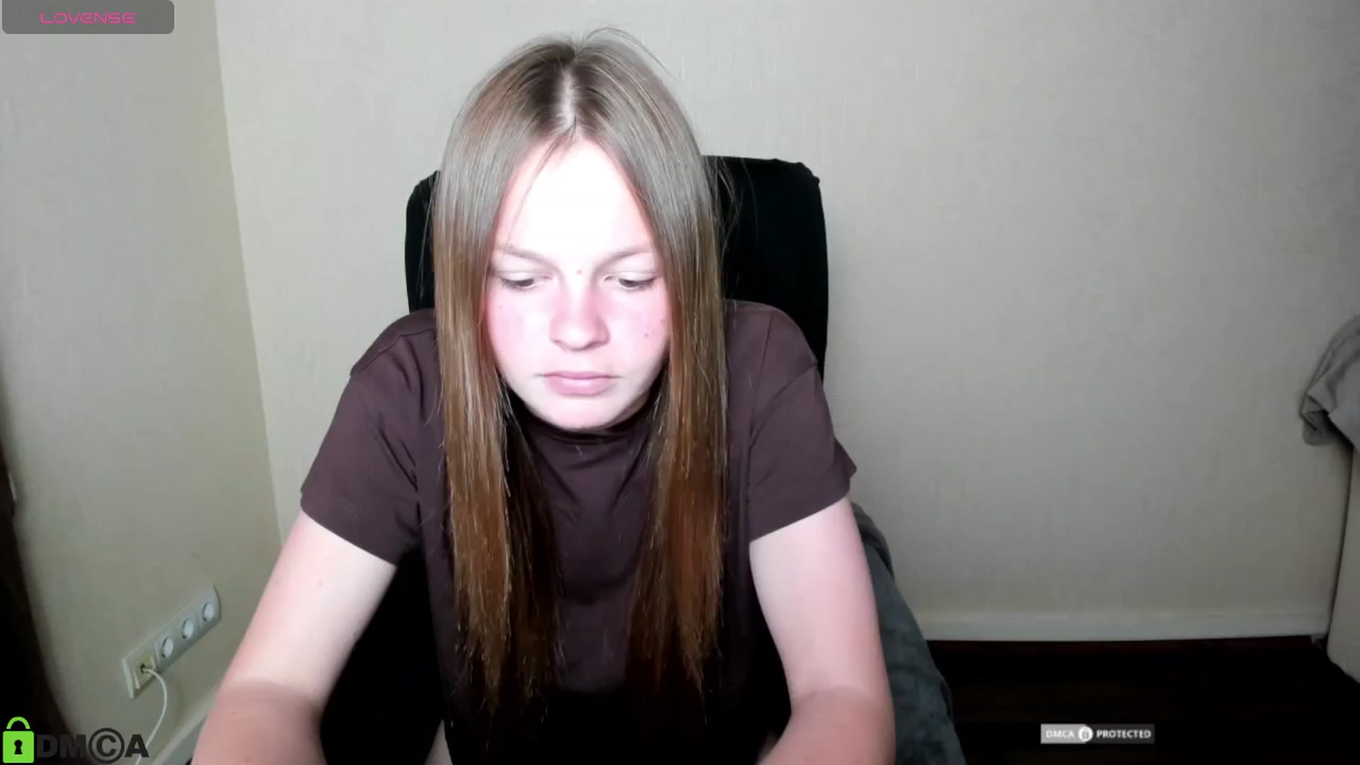 Gallery image thumbnail from CuteDina's myfreecams stream on, 07/04/2025, 10:19 image 3 of 20