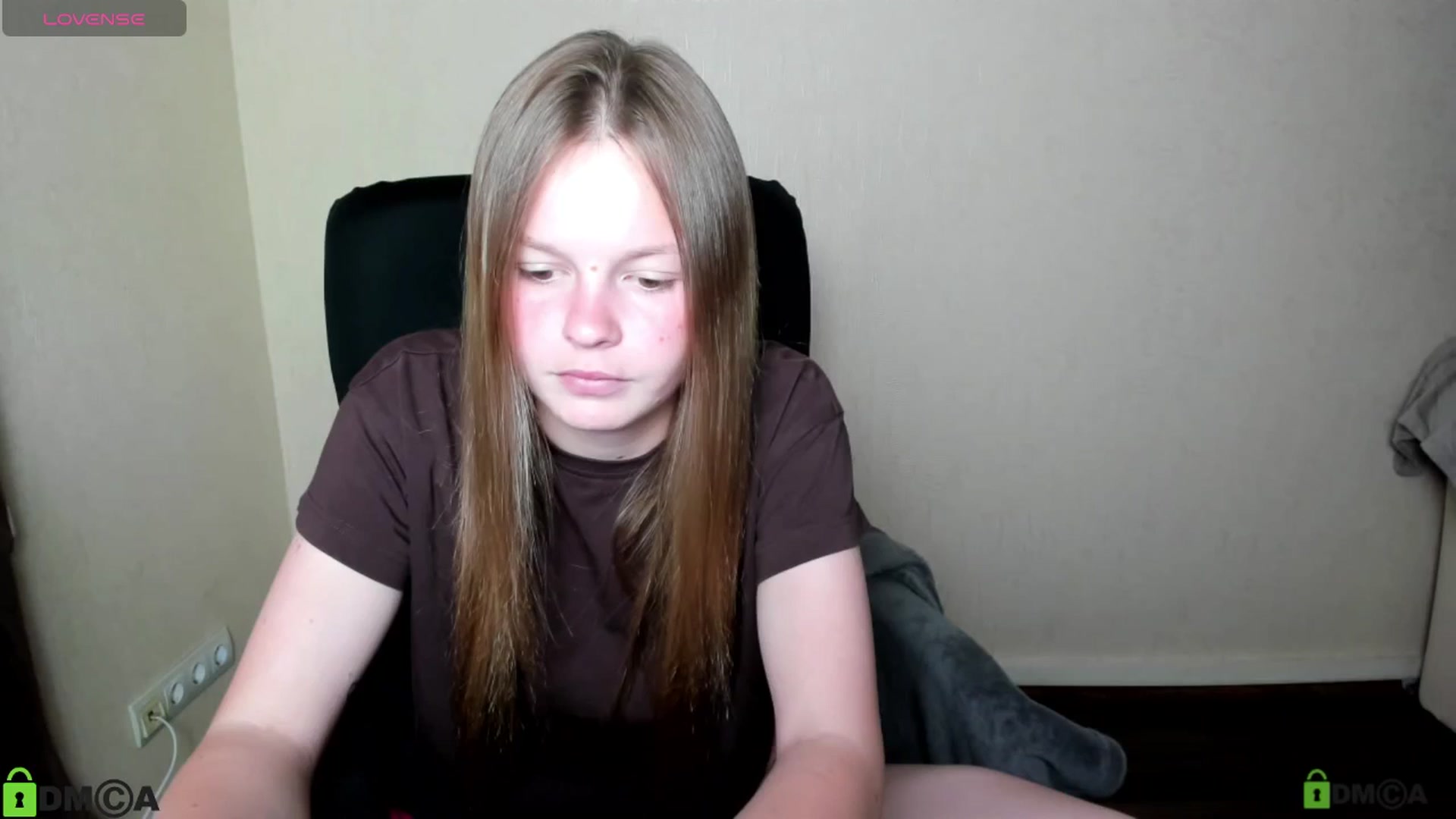 Gallery image thumbnail from CuteDina's myfreecams stream on, 07/04/2025, 11:21 image 2 of 20