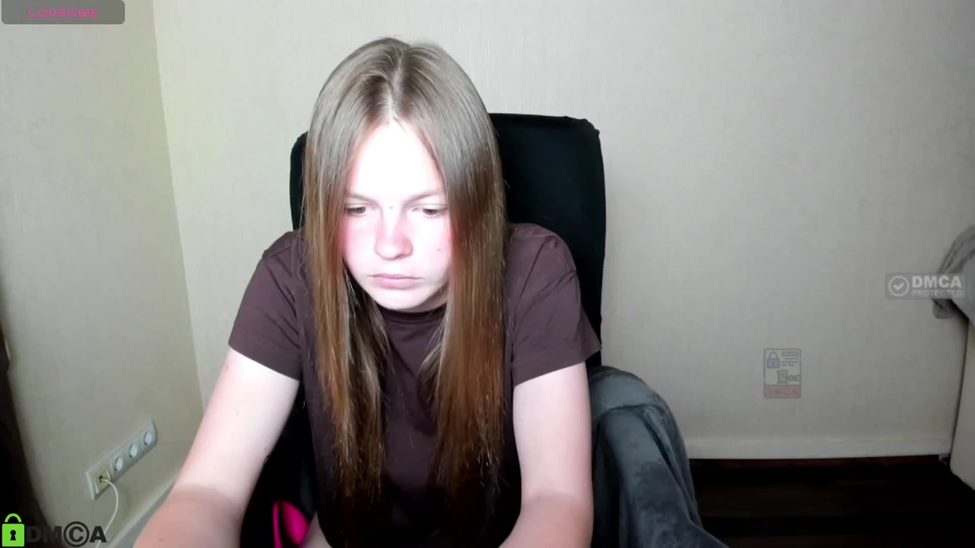 Gallery image thumbnail from CuteDina's myfreecams stream on, 07/04/2025, 11:21 image 3 of 20