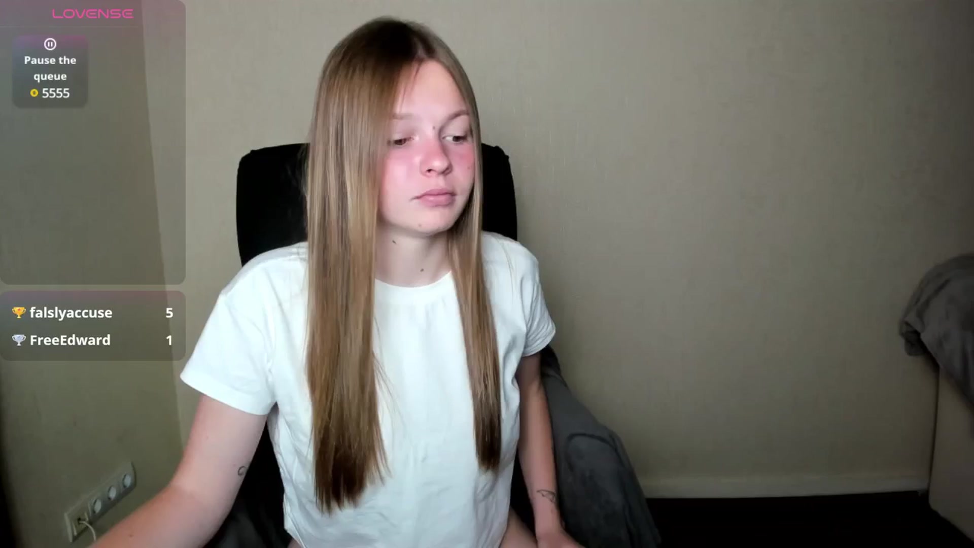 Gallery image thumbnail from CuteDina's myfreecams stream on, 07/11/2025, 07:24 image 7 of 20