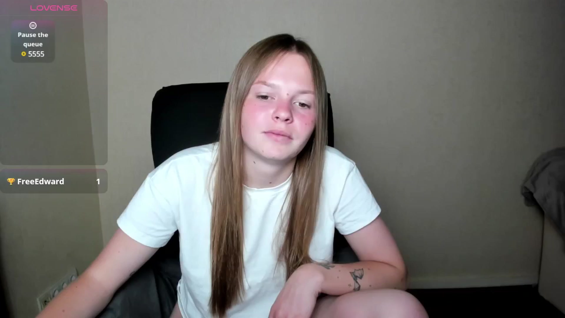 Gallery image thumbnail from CuteDina's myfreecams stream on, 07/11/2025, 07:24 image 2 of 20