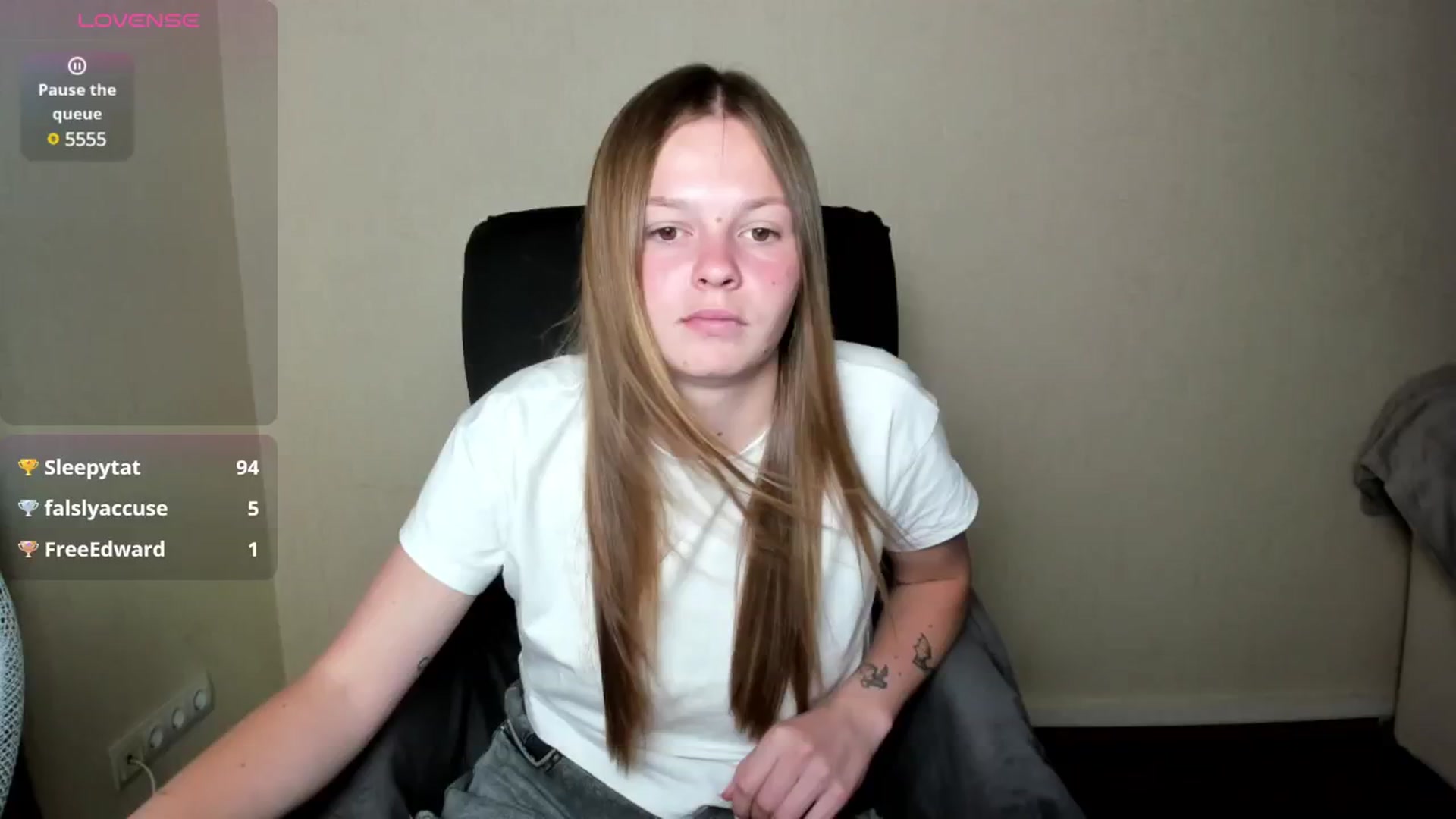 Gallery image thumbnail from CuteDina's myfreecams stream on, 07/11/2025, 08:06 image 3 of 20