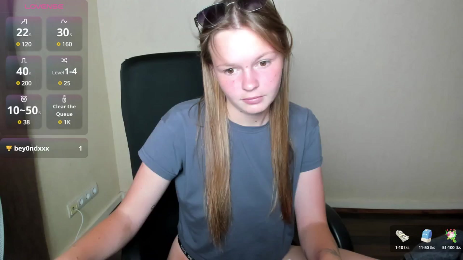 Gallery image thumbnail from CuteDina's myfreecams stream on, 07/29/2025, 08:48 image 5 of 20