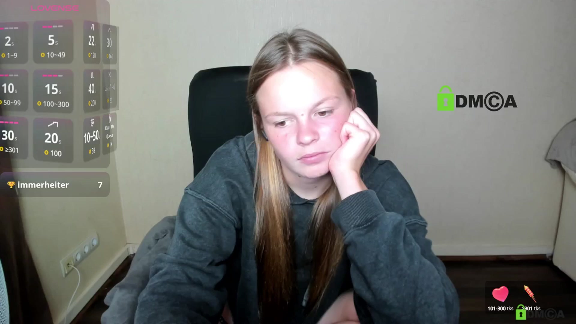 Gallery image thumbnail from CuteDina's myfreecams stream on, 08/01/2025, 10:24 image 11 of 20