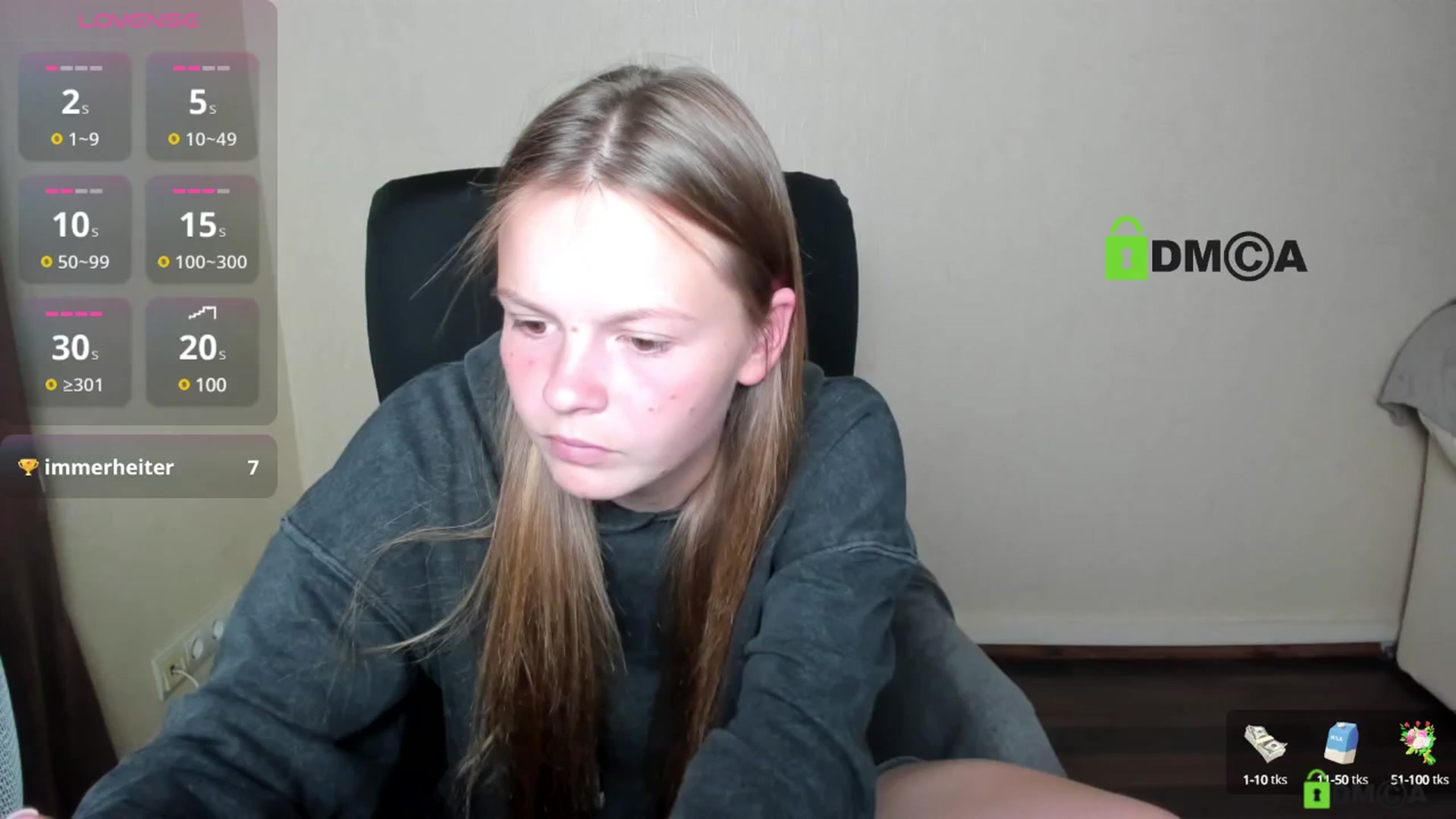 Gallery image thumbnail from CuteDina's myfreecams stream on, 08/01/2025, 10:24 image 16 of 20