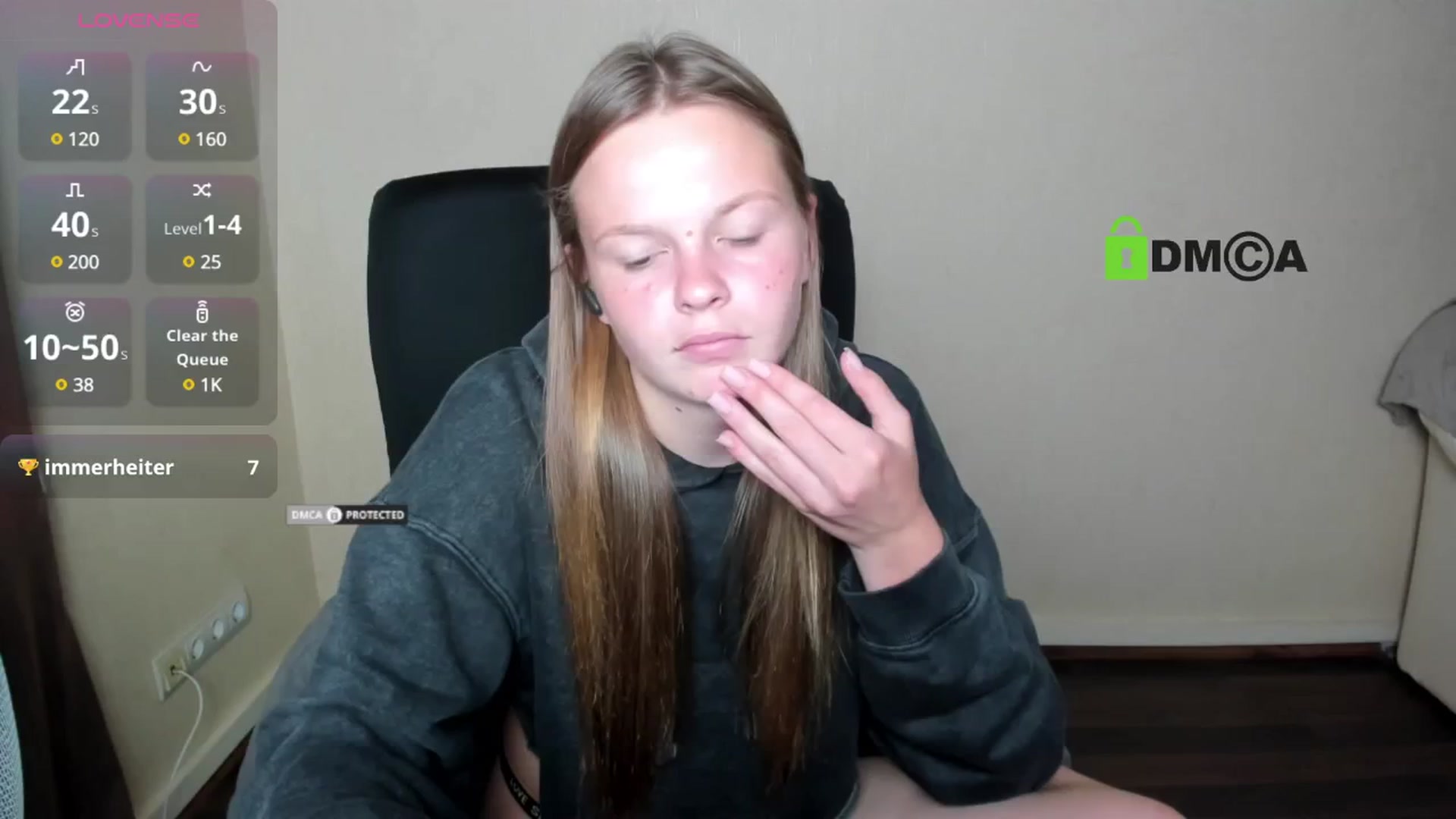 Gallery image thumbnail from CuteDina's myfreecams stream on, 08/01/2025, 10:24 image 9 of 20